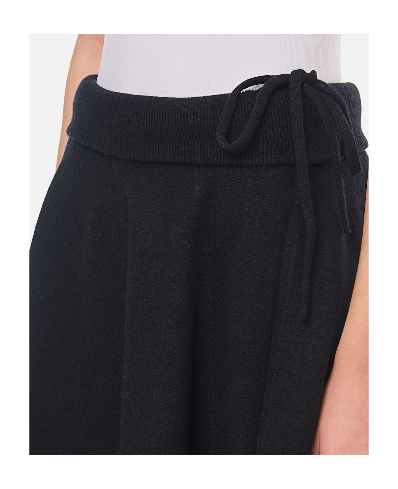 Extreme Cashmere Cashmere Short Pleated Skirt - Black