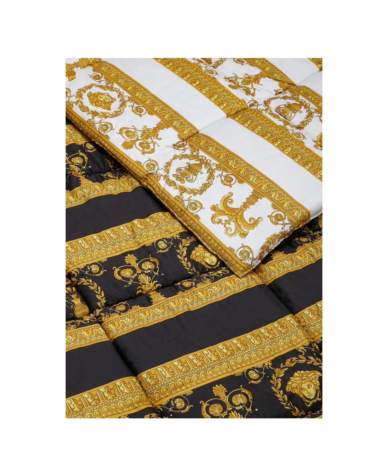 Versace Barocco Print Padded Blanket italist