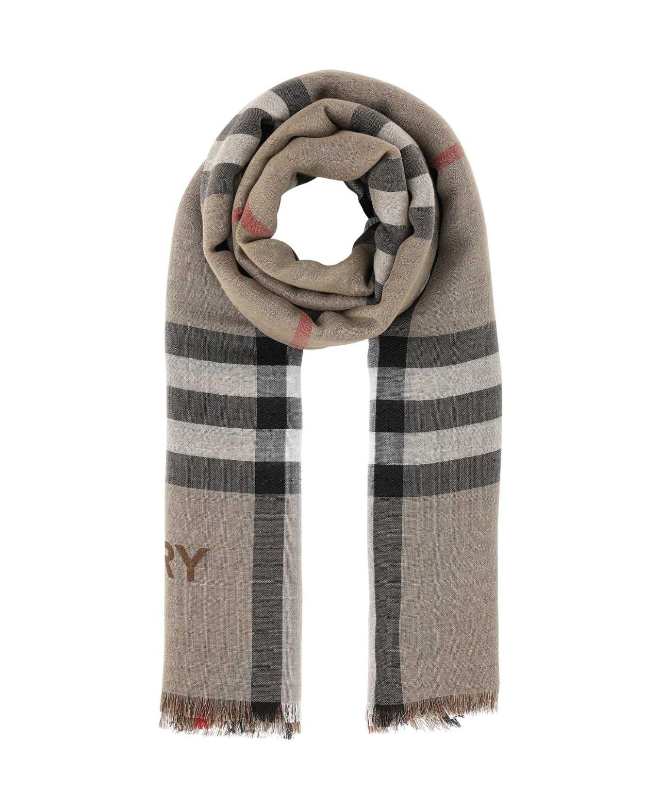Burberry Frayed Edge Checked Scarf - Archive beige
