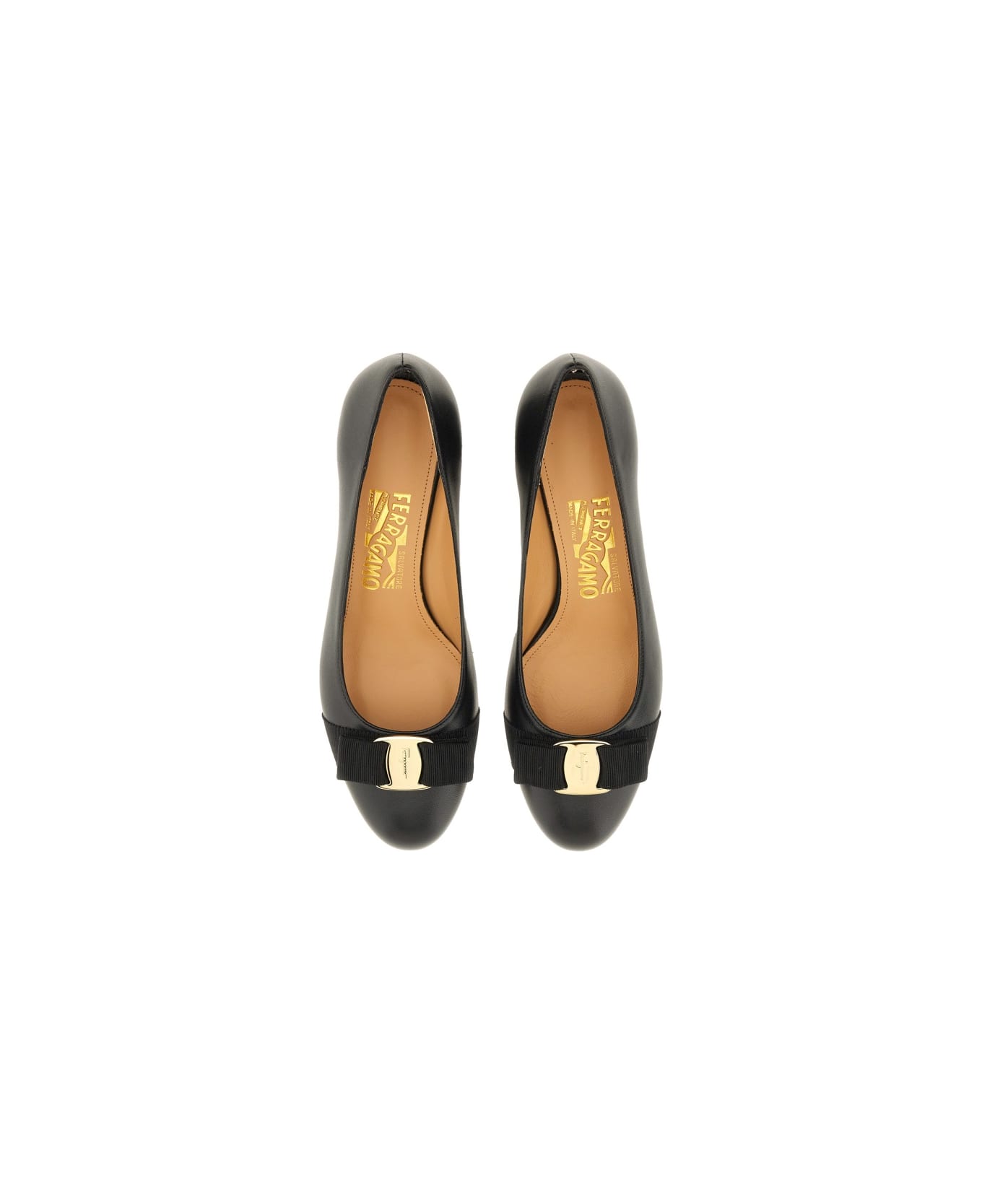 Ferragamo Leather "vara" Shoe - BLACK