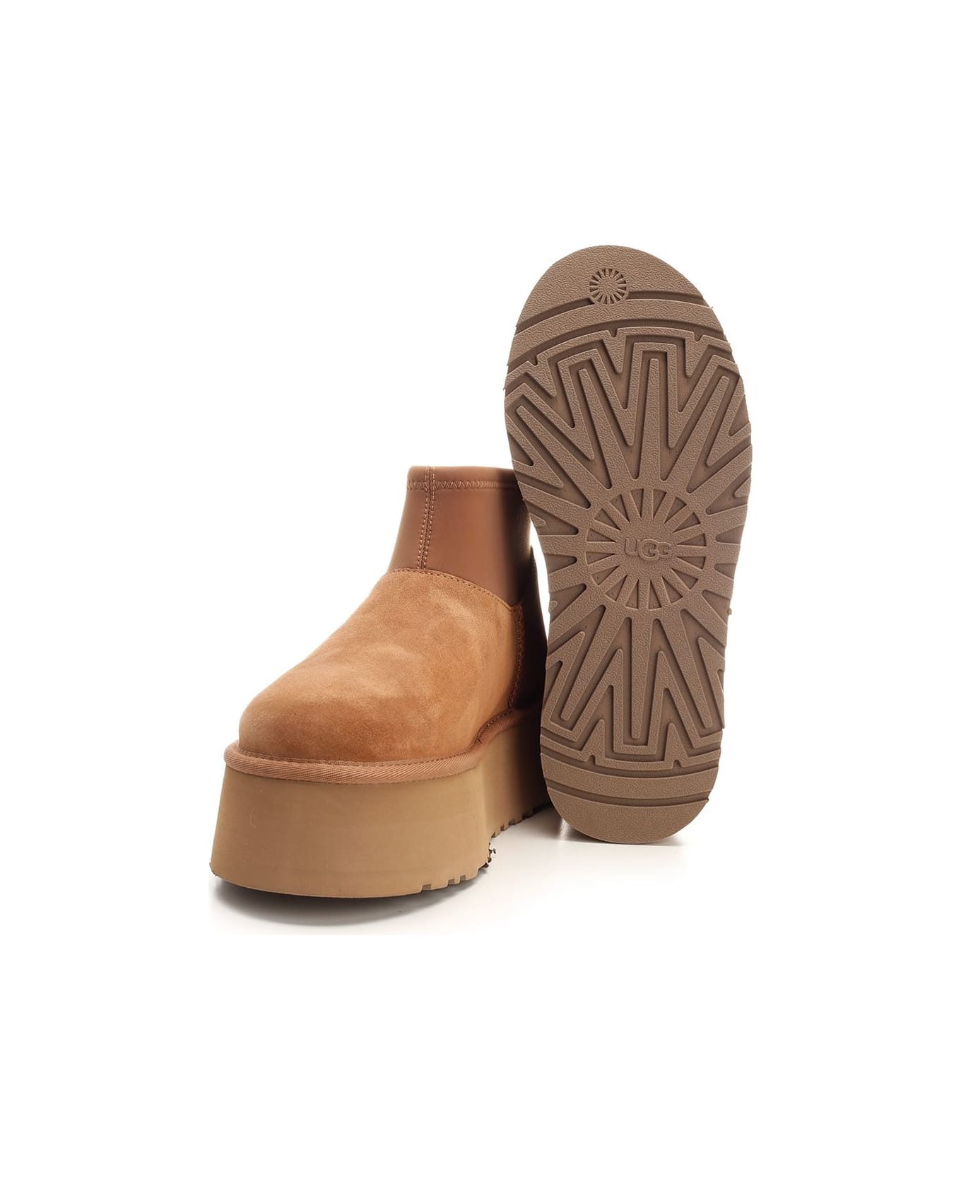UGG 
classic Mini Dipper
 Ankle Boot - Brown