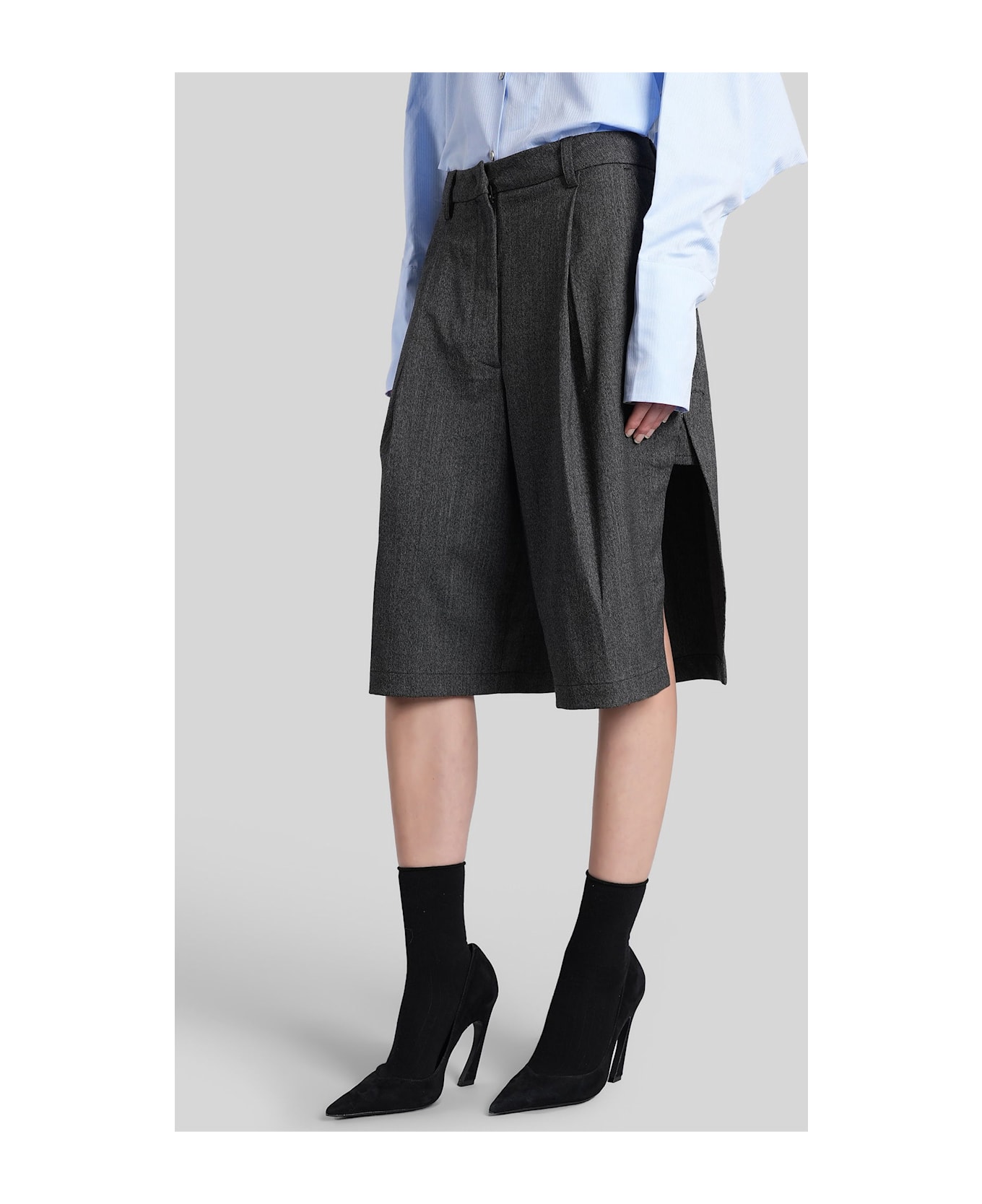 TheLatest C-brenda Shorts In Grey Wool - grey