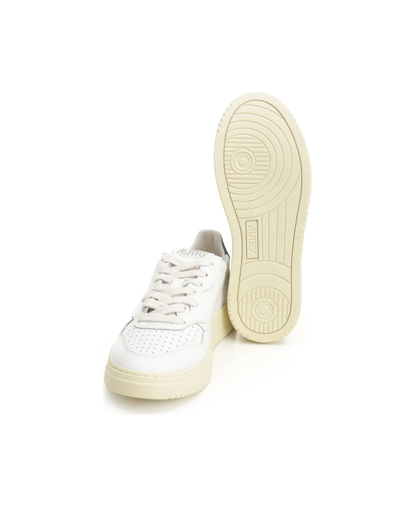 Autry 'medalist Low' Sneaker - White Mountain