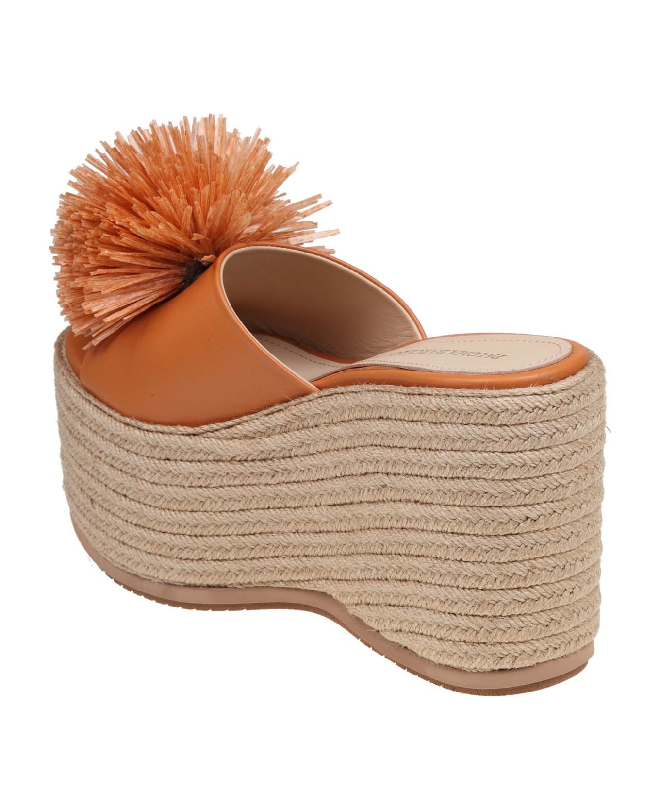 Paloma Barceló Lala Mules In Ocher Color Leather サンダル