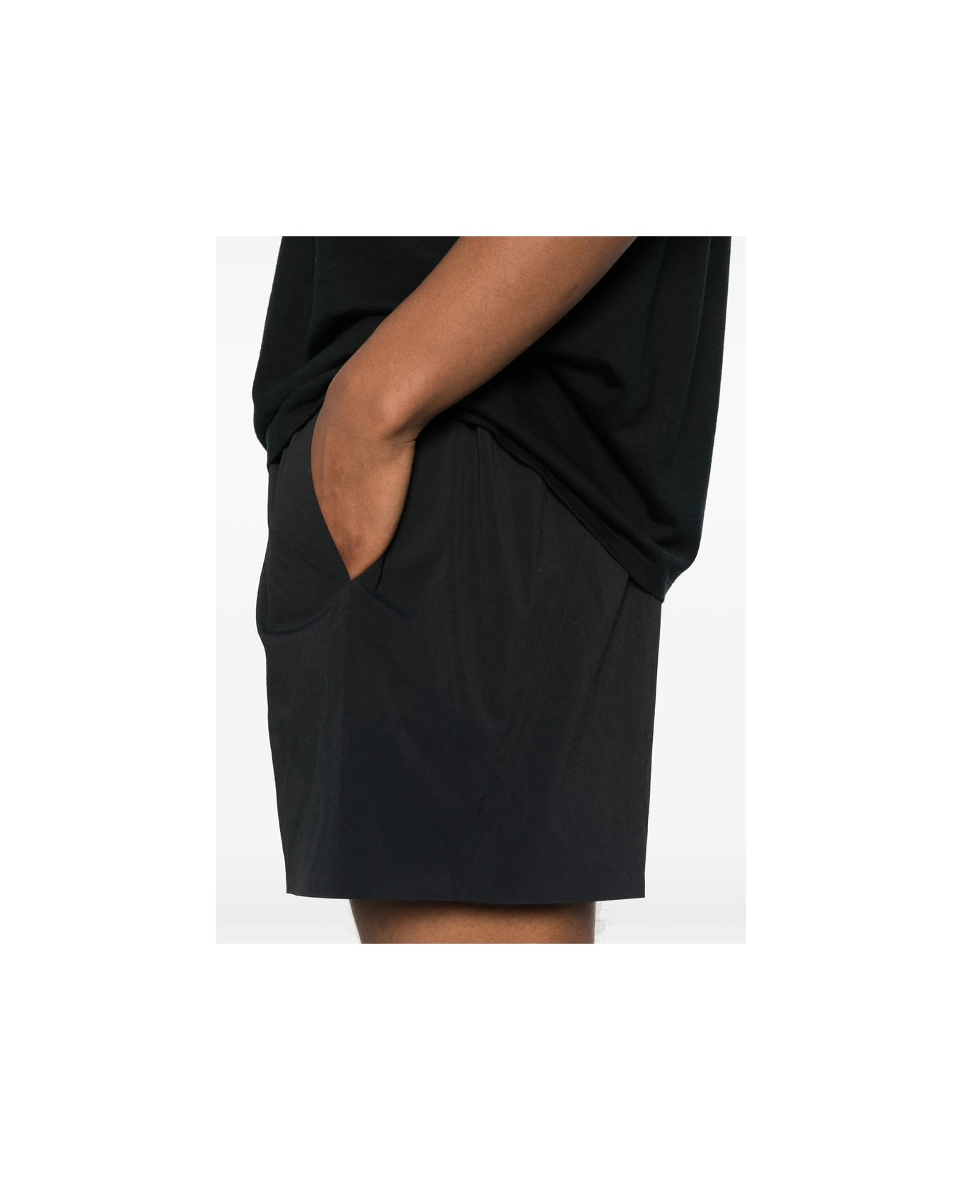 Arc
teryx Veilance Short - BLACK