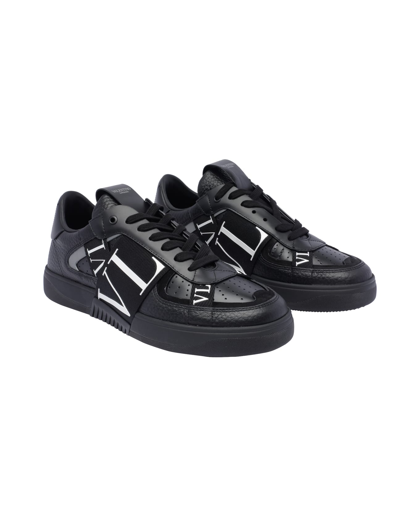 Valentino Garavani Vl7n Sneakers - Black