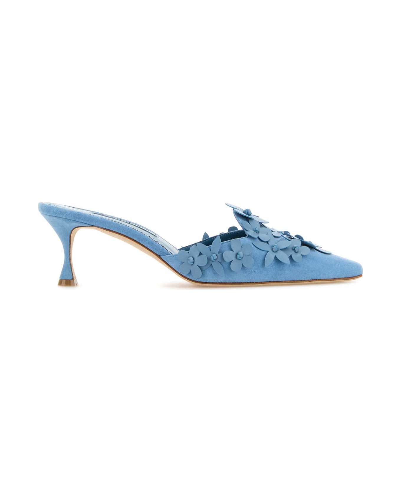 Manolo Blahnik Light Blue Suede Harnes Mules - MBLU
