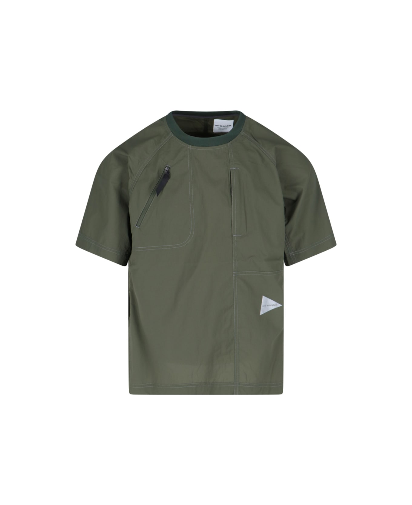 And Wander "pullover" T-shirt - Green