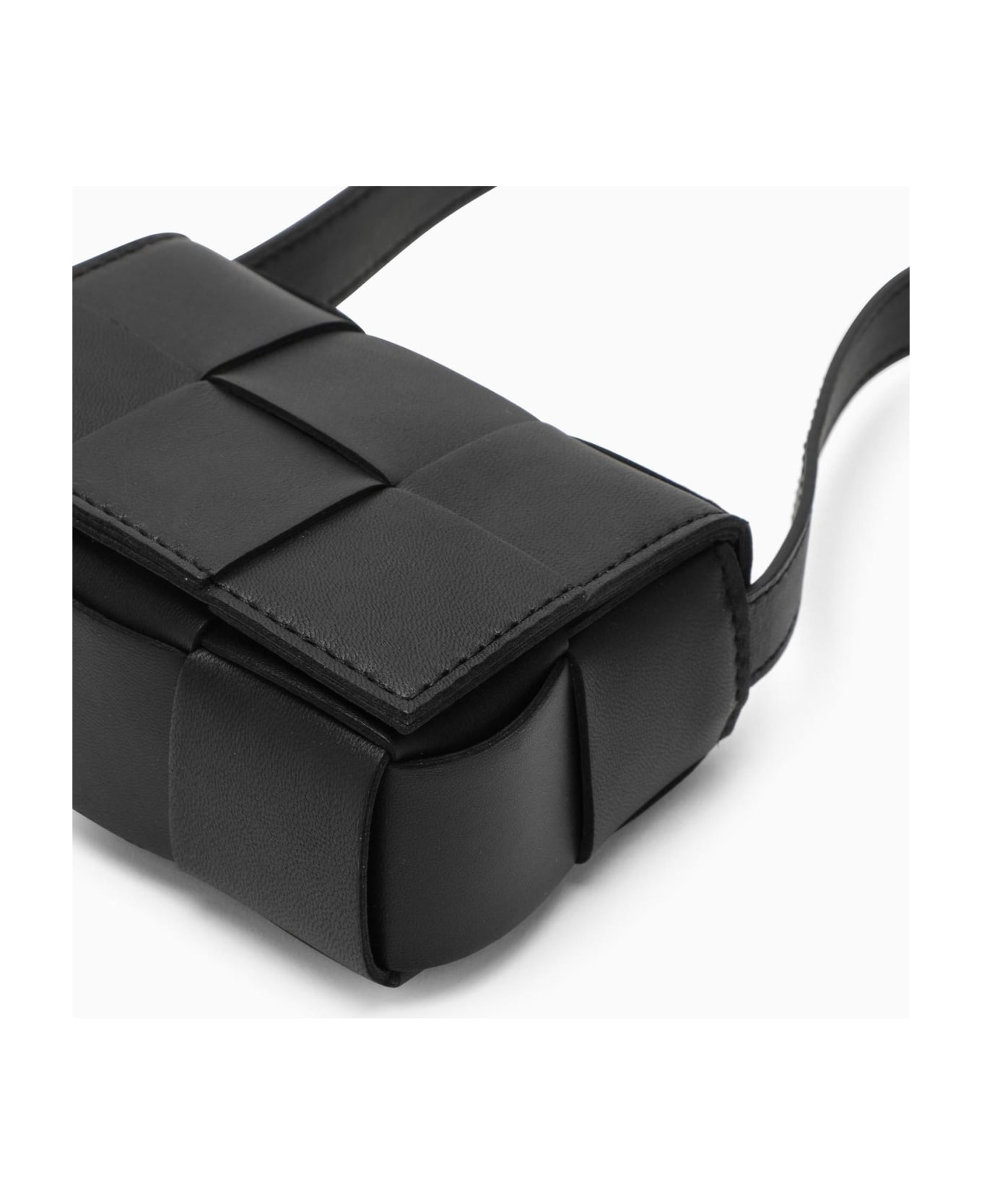 Bottega Veneta Black Cassette Candy Cross-body Bag - Black ショルダーバッグ