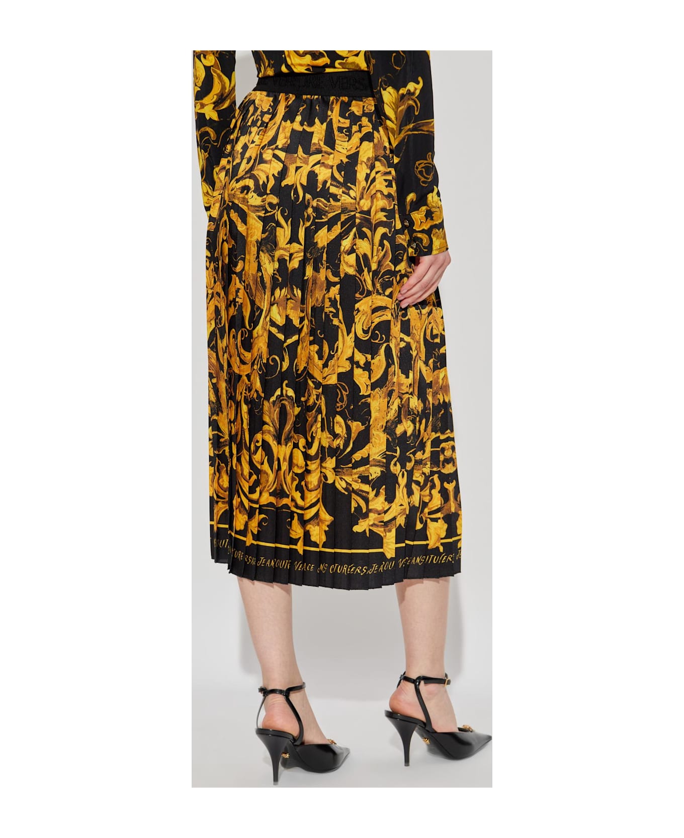 Versace Jeans Couture Pleated Skirt With 
barocco
 Print - Black