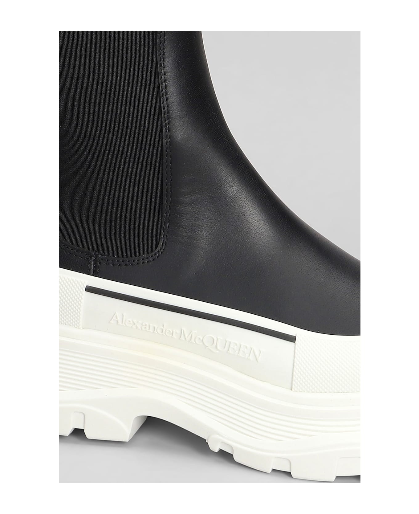 Alexander McQueen Combat Boots In Black Leather - black