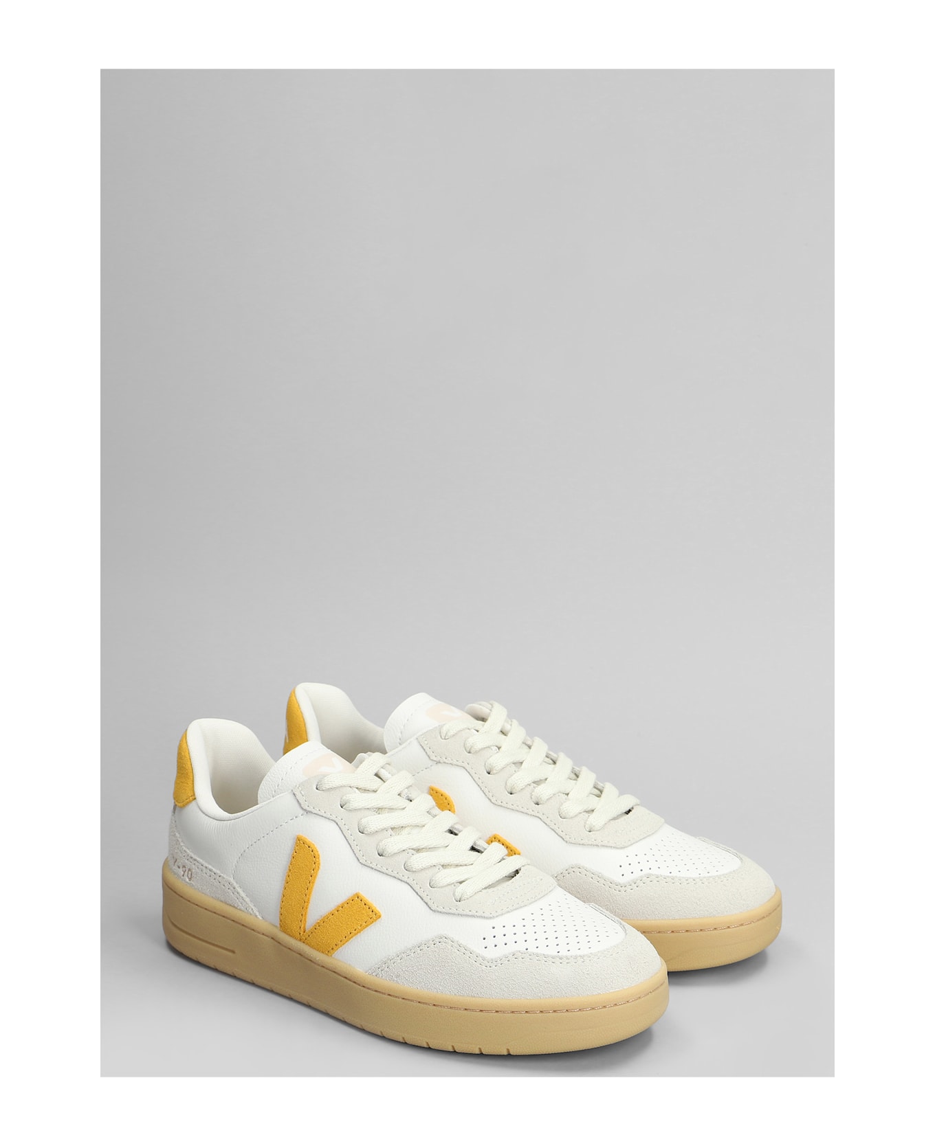 Veja V-90 O.t. Sneakers In White Suede And Leather - white