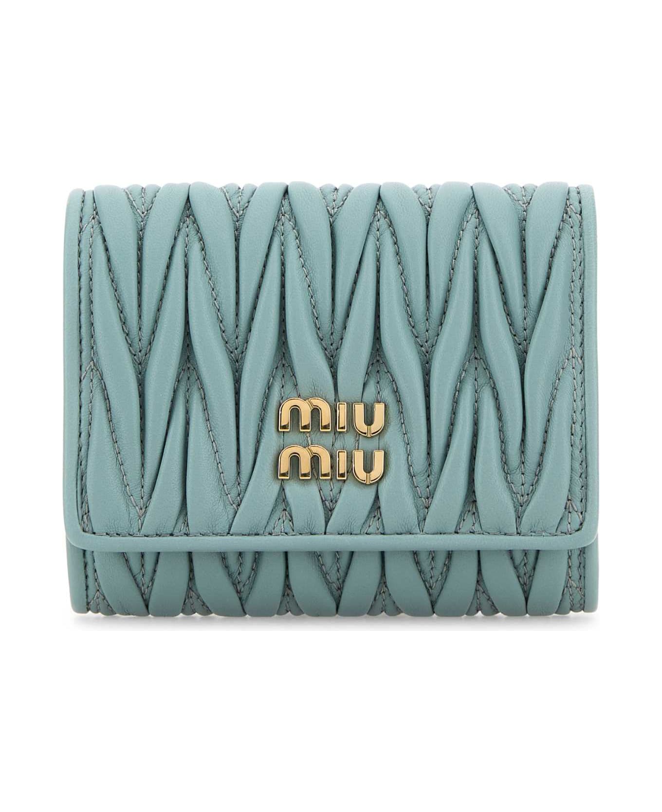【❤︎】MIU MIU Leather Wallet 28270798_57696645_600.jpg