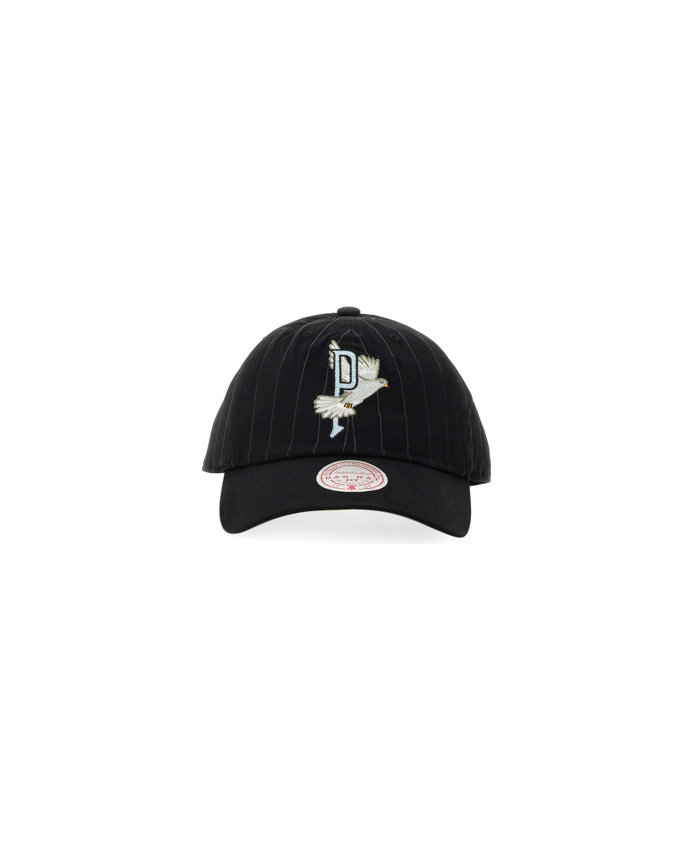 3.Paradis Mitchell & Ness And The Nba Hat - BLACK