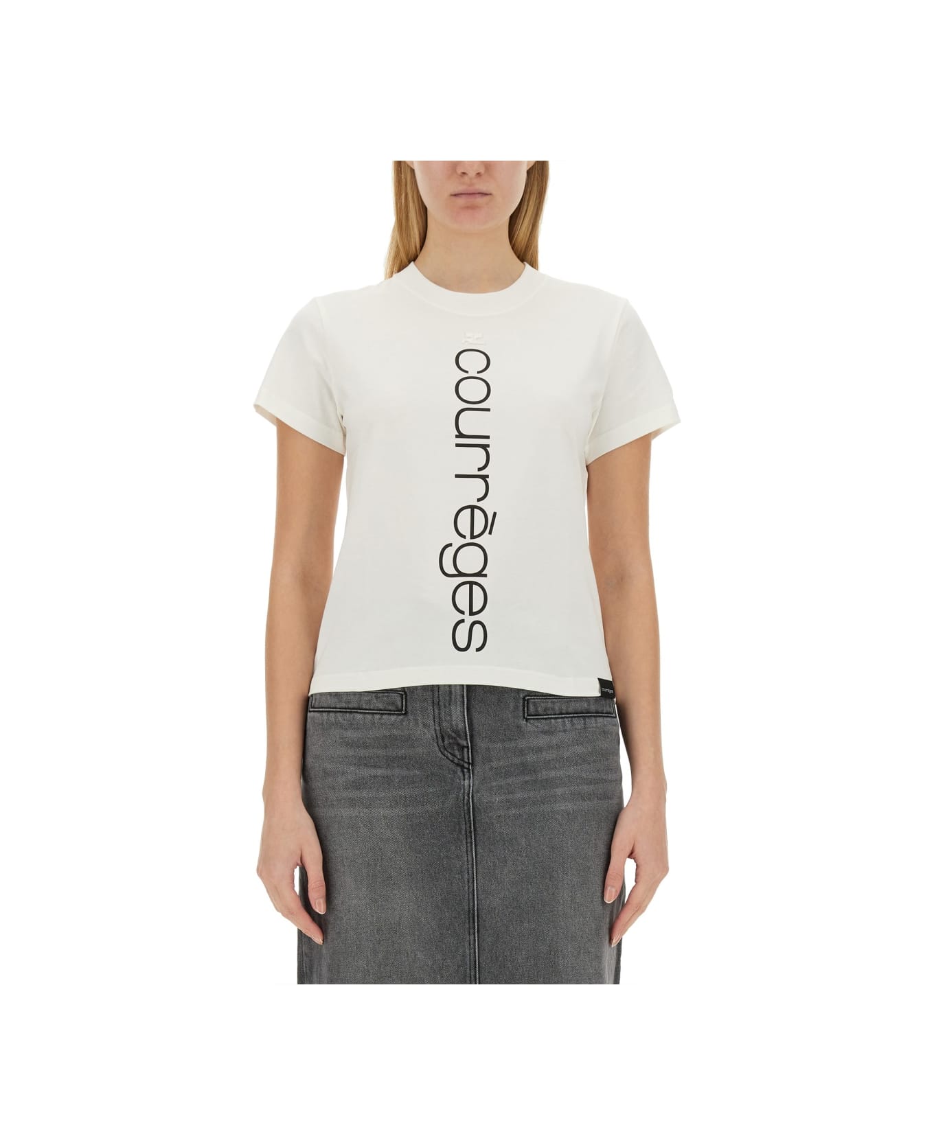Courrèges T-shirt With Logo - WHITE