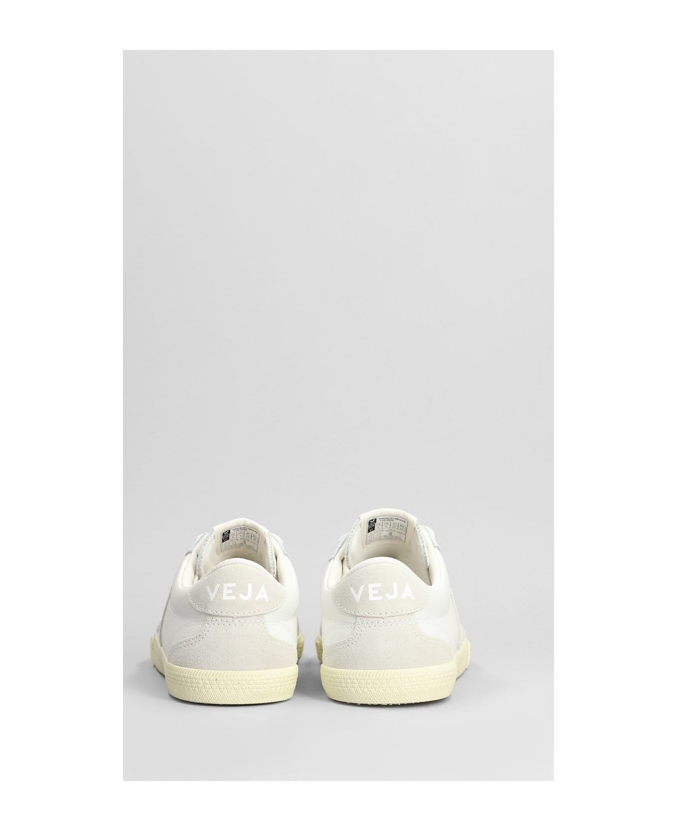 Veja Volley Sneakers In White Suede And Leather - WHITE
