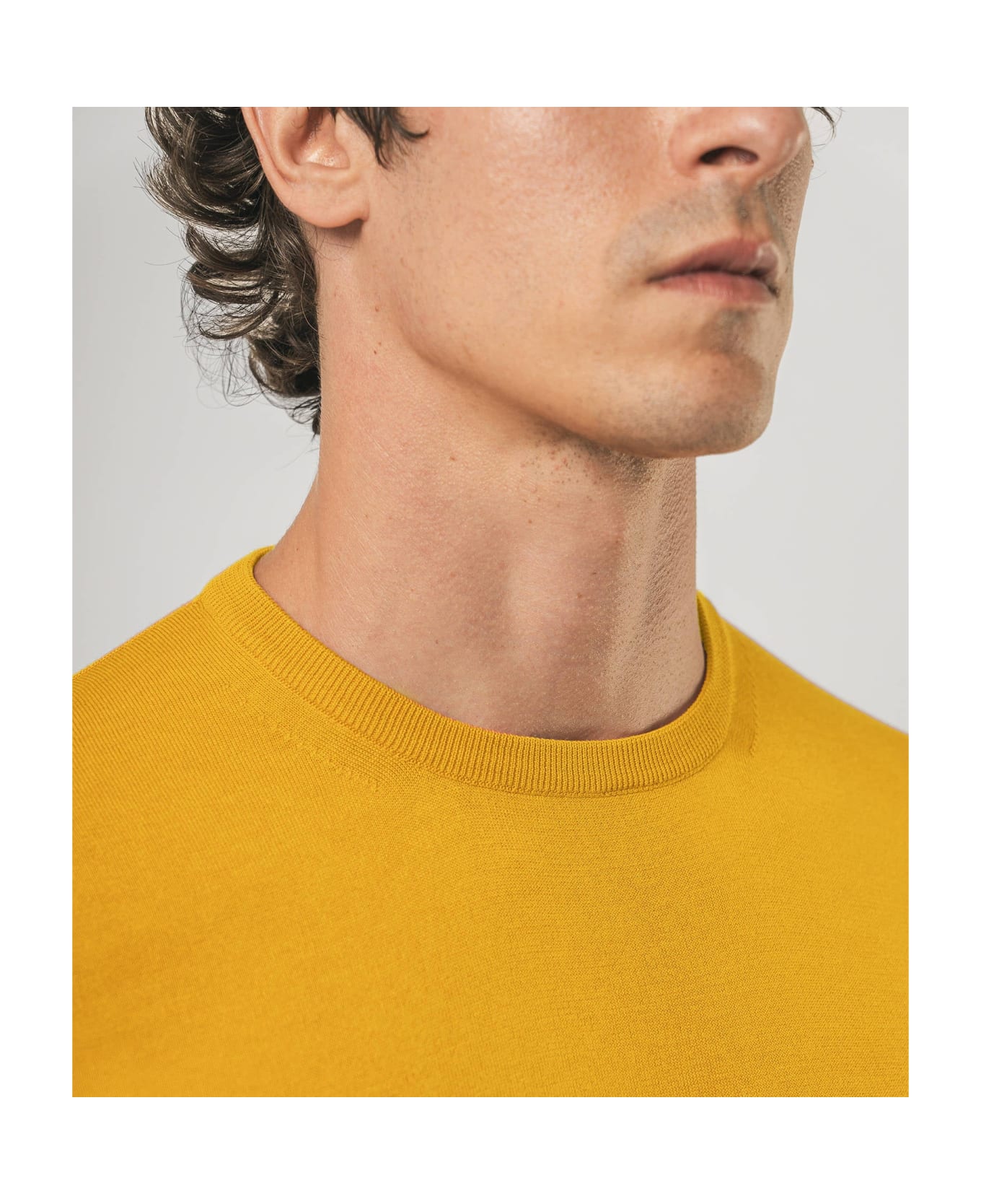 Larusmiani Roquebrune Crewneck Sweater - Yellow