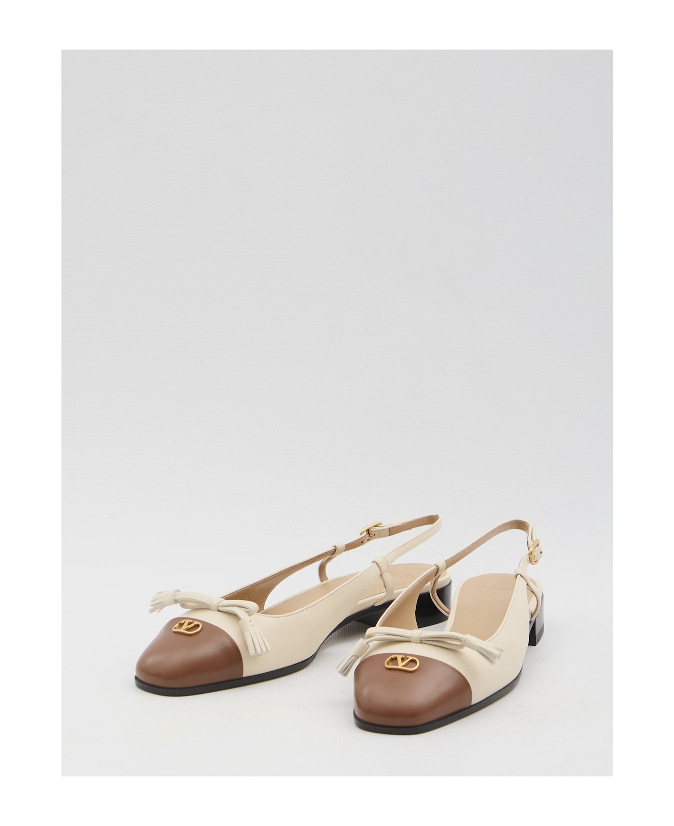 Valentino Garavani Valet Du Roi Slingback Ballet Flats - Beige