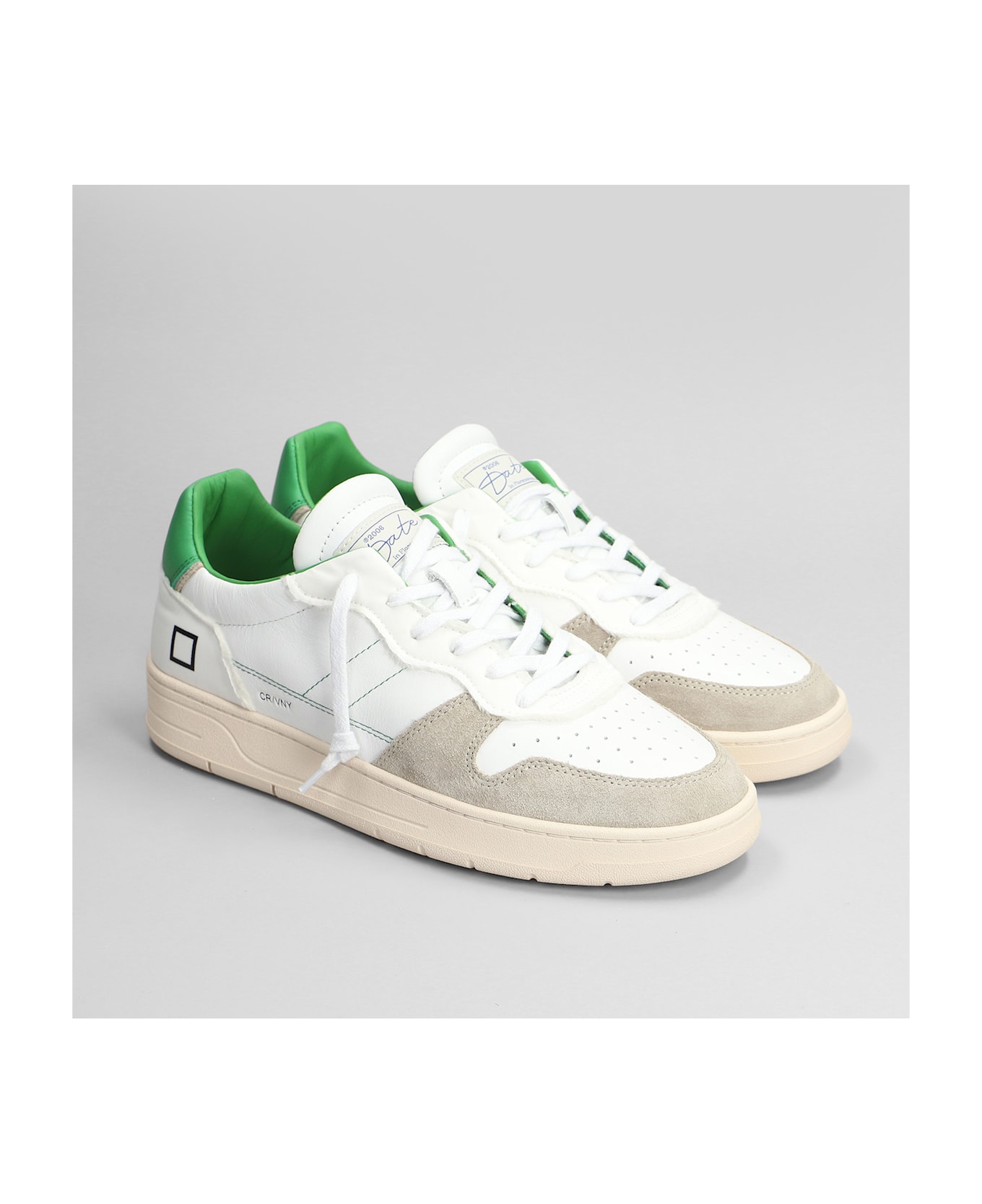 D.A.T.E. Court 2.0 Vintage Sneakers In White Suede And Leather - white