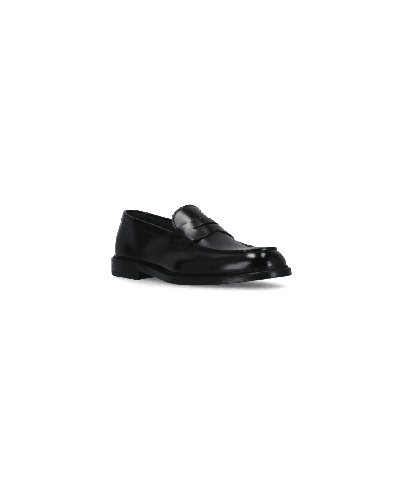 Doucal's Smooth Leather Loafers - Black ローファー＆デッキシューズ