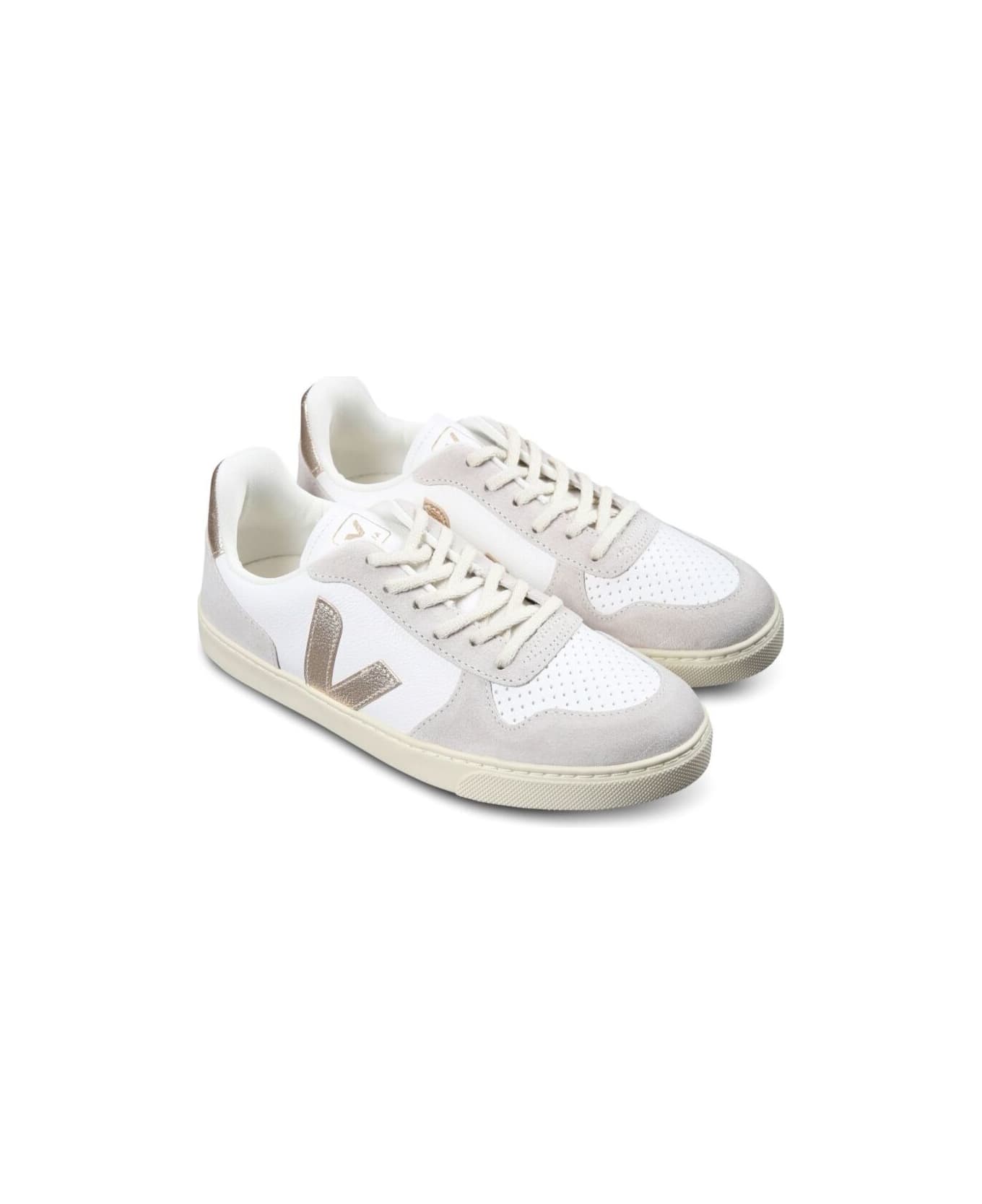 Veja 'v-10' White Low Top Sneakers With Logo Detail On The Side And Contrasting Heel With Logo Lettering In Leather Girl - White