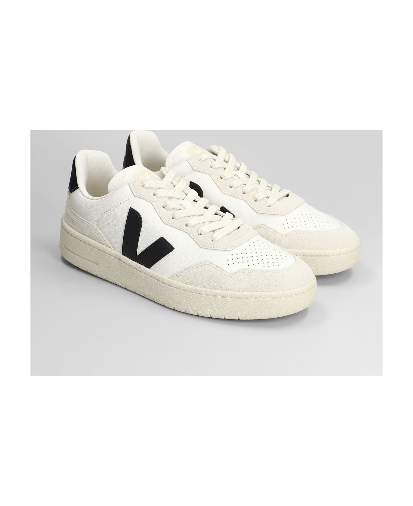 Veja V-90 O.t Sneakers In White Suede And Leather - white