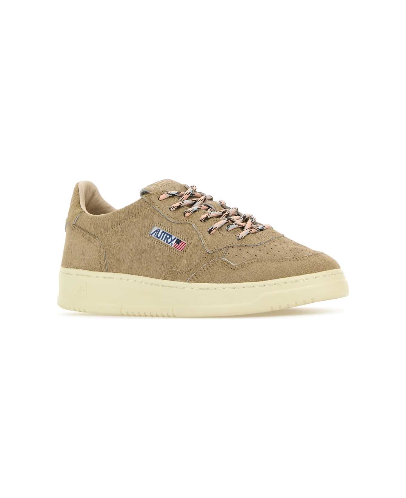 Autry Beige Calf Hair Medalist Sneakers - PE01