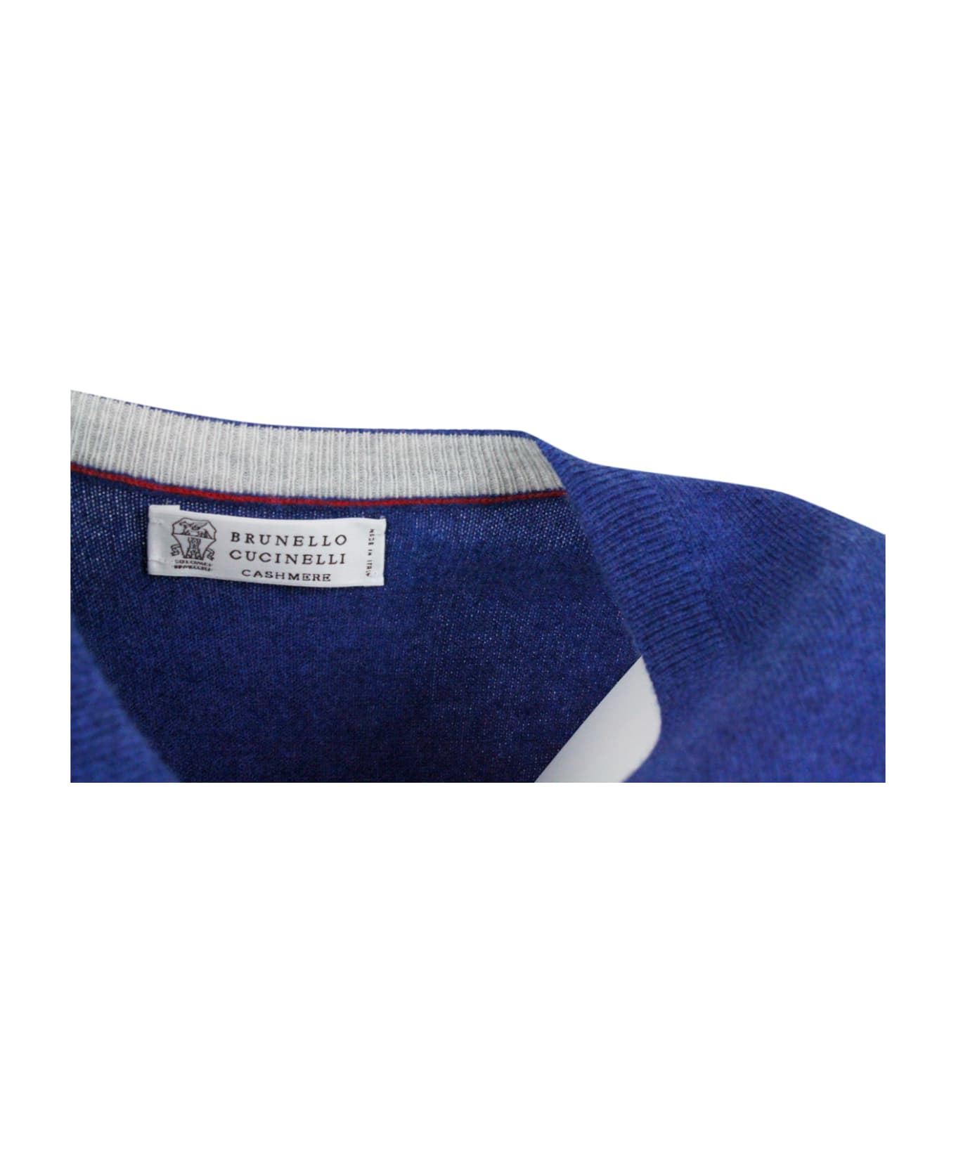 Brunello Cucinelli 100% Fine Cashmere V-neck Sweater With Contrasting Profile - Blu royal