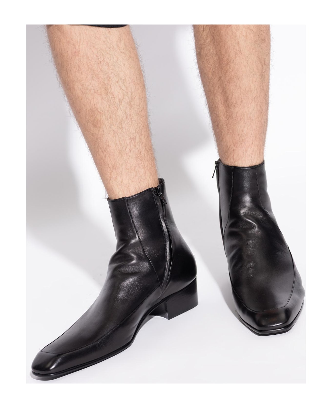 Saint Laurent 
ozil
 Leather Ankle Boots - Black