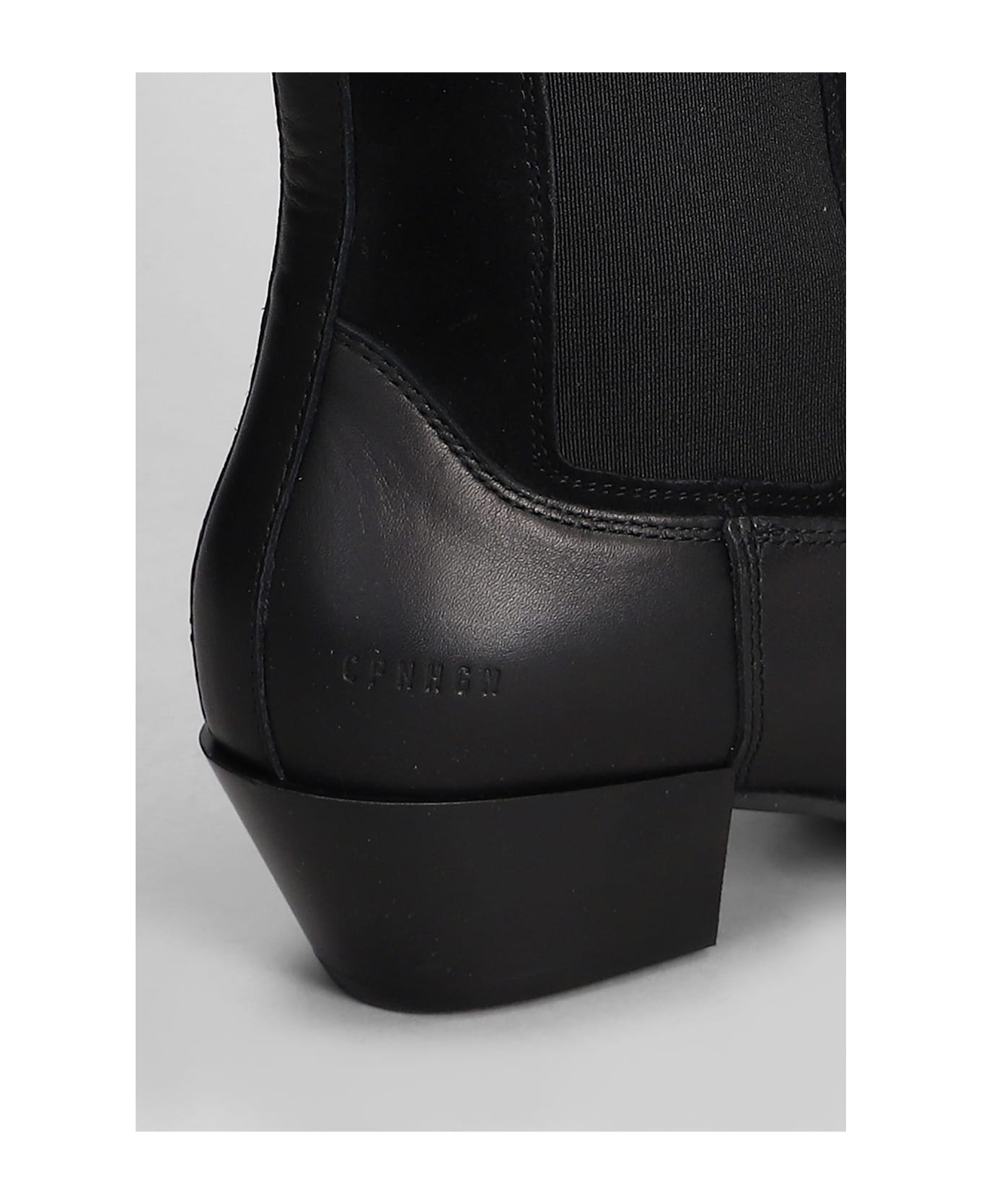 Copenhagen Cph 217 Texan Ankle Boots In Black Leather - black