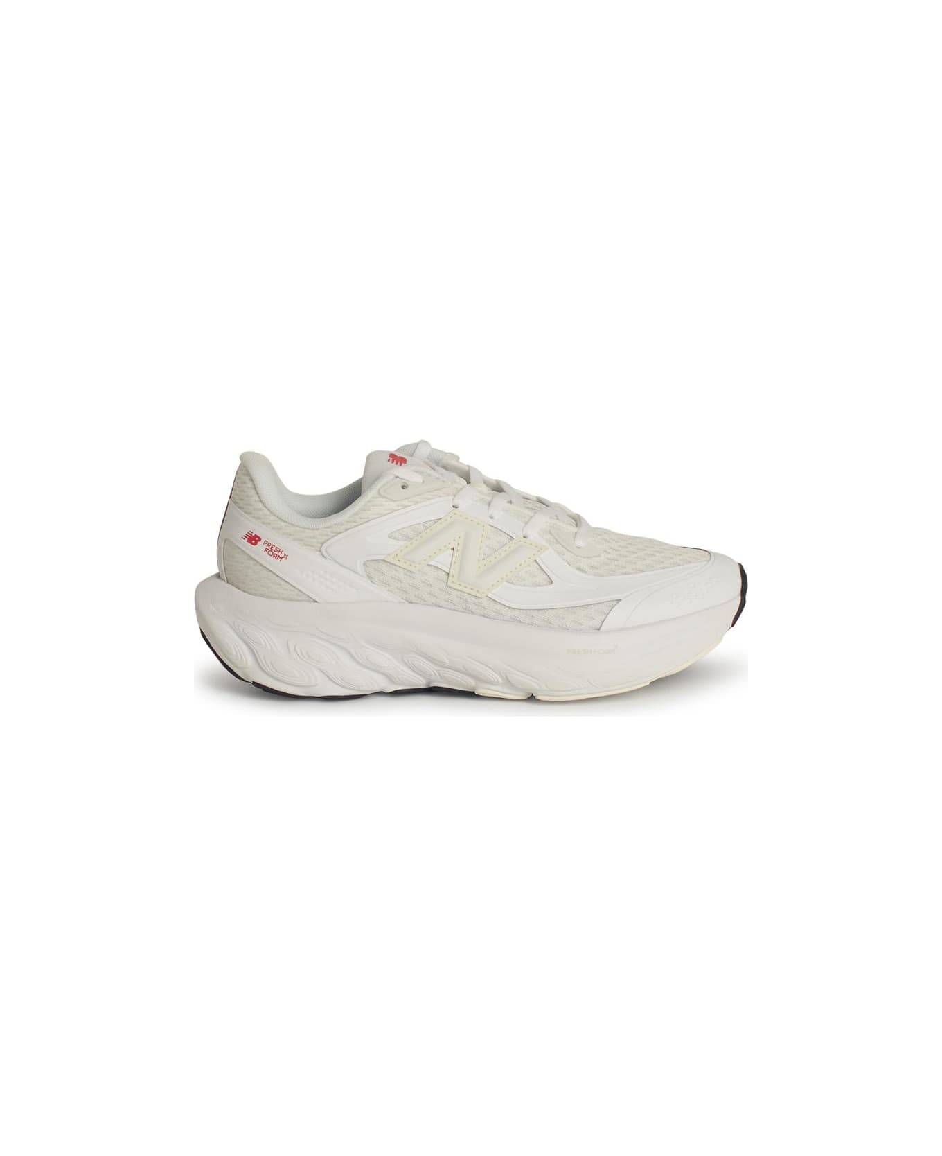 New Balance 
utrn
 White Mesh Sneakers - White