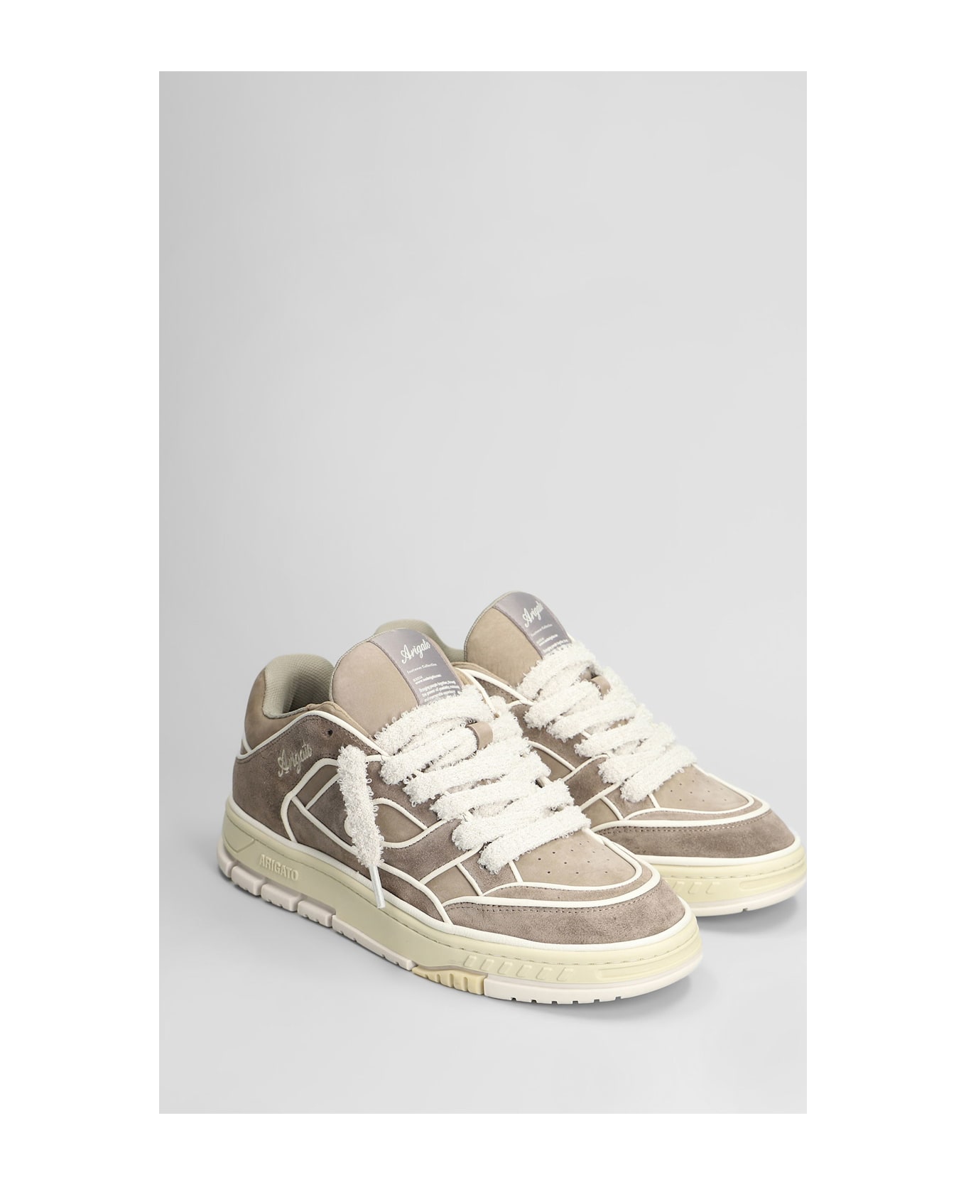 Axel Arigato Area Lo Sneaker Sneakers In Taupe Suede - taupe
