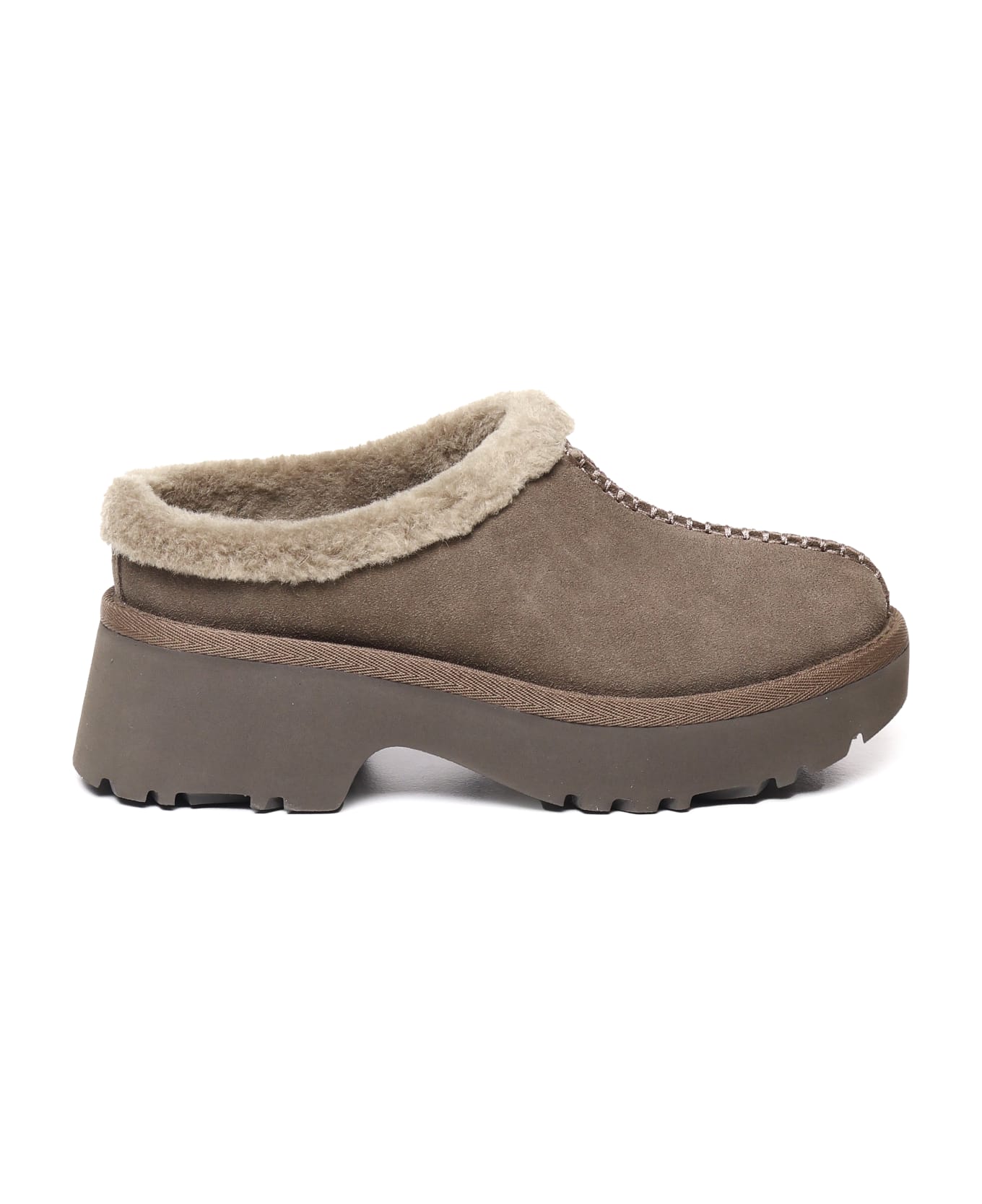 UGG Cozy Clogs In Sheepskin - Hck Hickory
