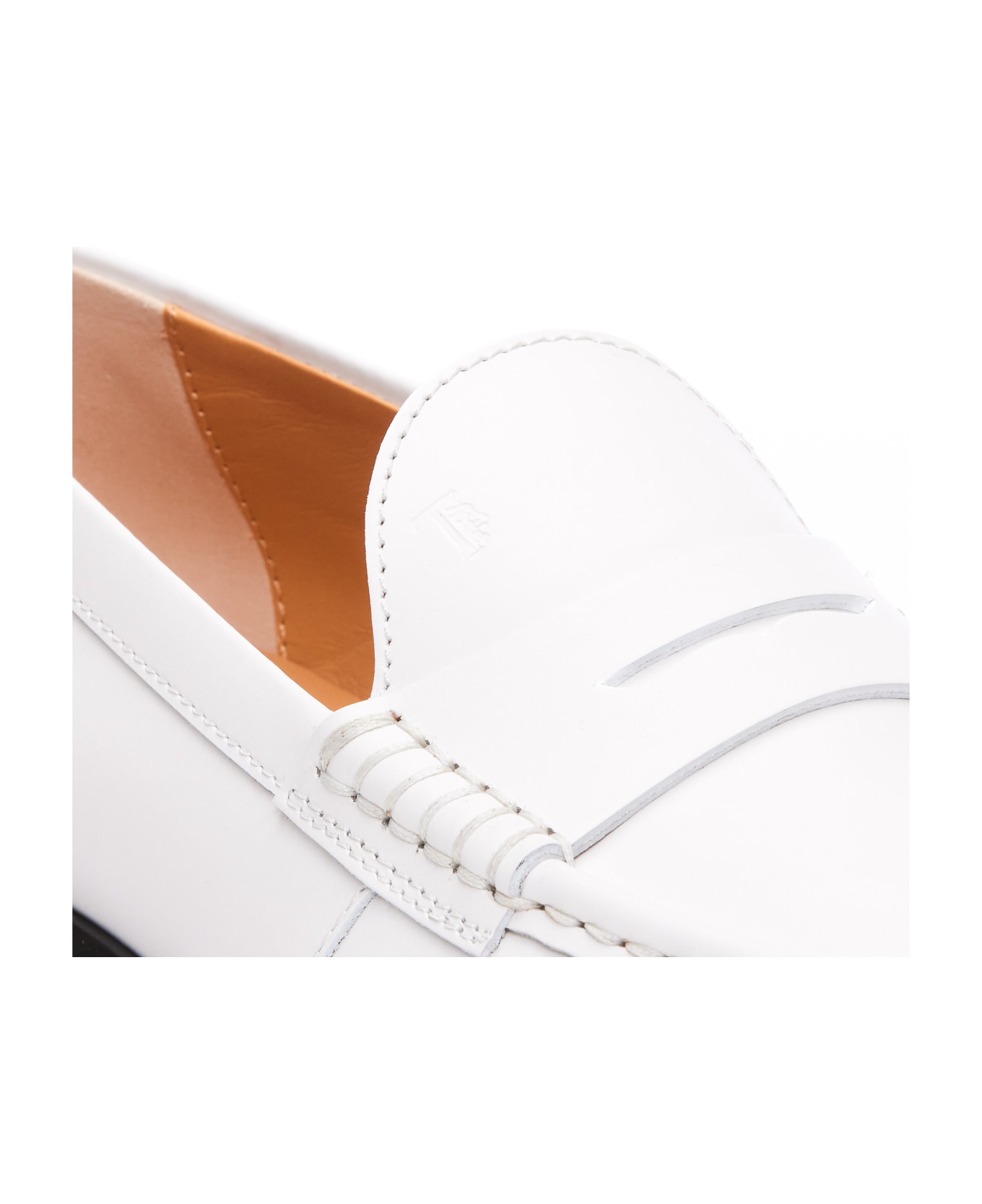 Tod's Kate Loafers - White フラットシューズ