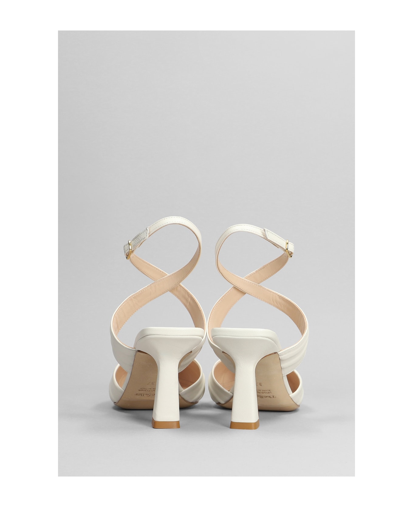 The Seller Pumps In Beige Leather - beige