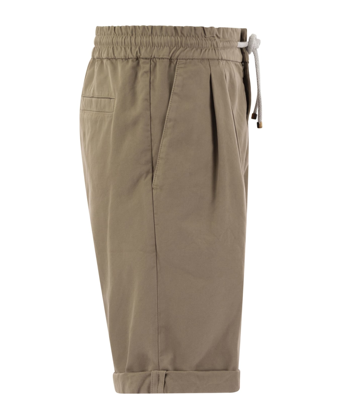 Brunello Cucinelli Bermuda Shorts In Garment-dyed Cotton Gabardine With Drawstring And Double Darts - Rope