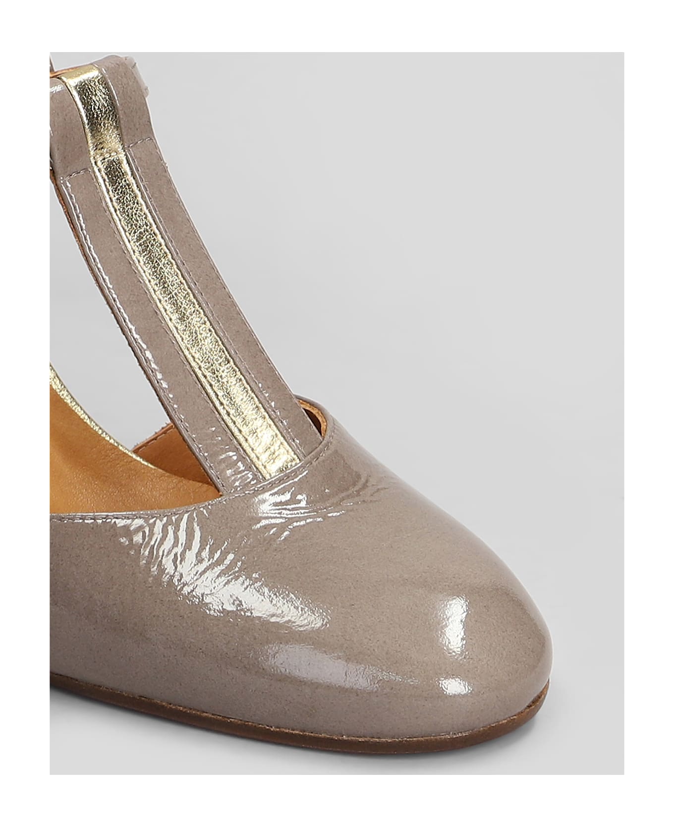 Chie Mihara Pumps In Brown Patent Leather - brown