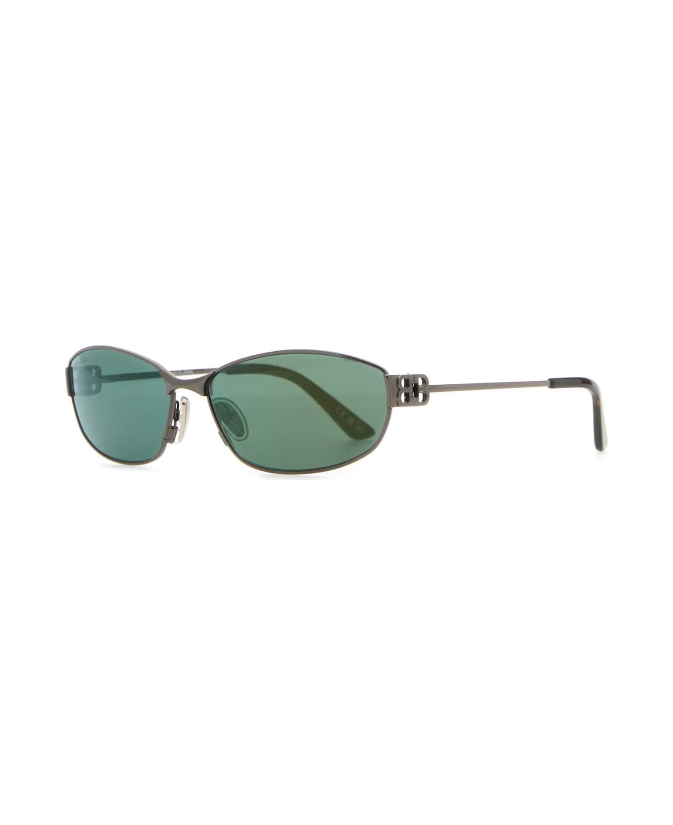 Balenciaga Silver Metal Mercury Oval Sunglasses - MIRRORPETROL