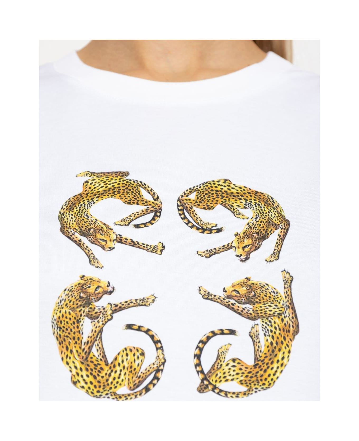 Givenchy Logo Printed Crewneck T-shirt - WHITE