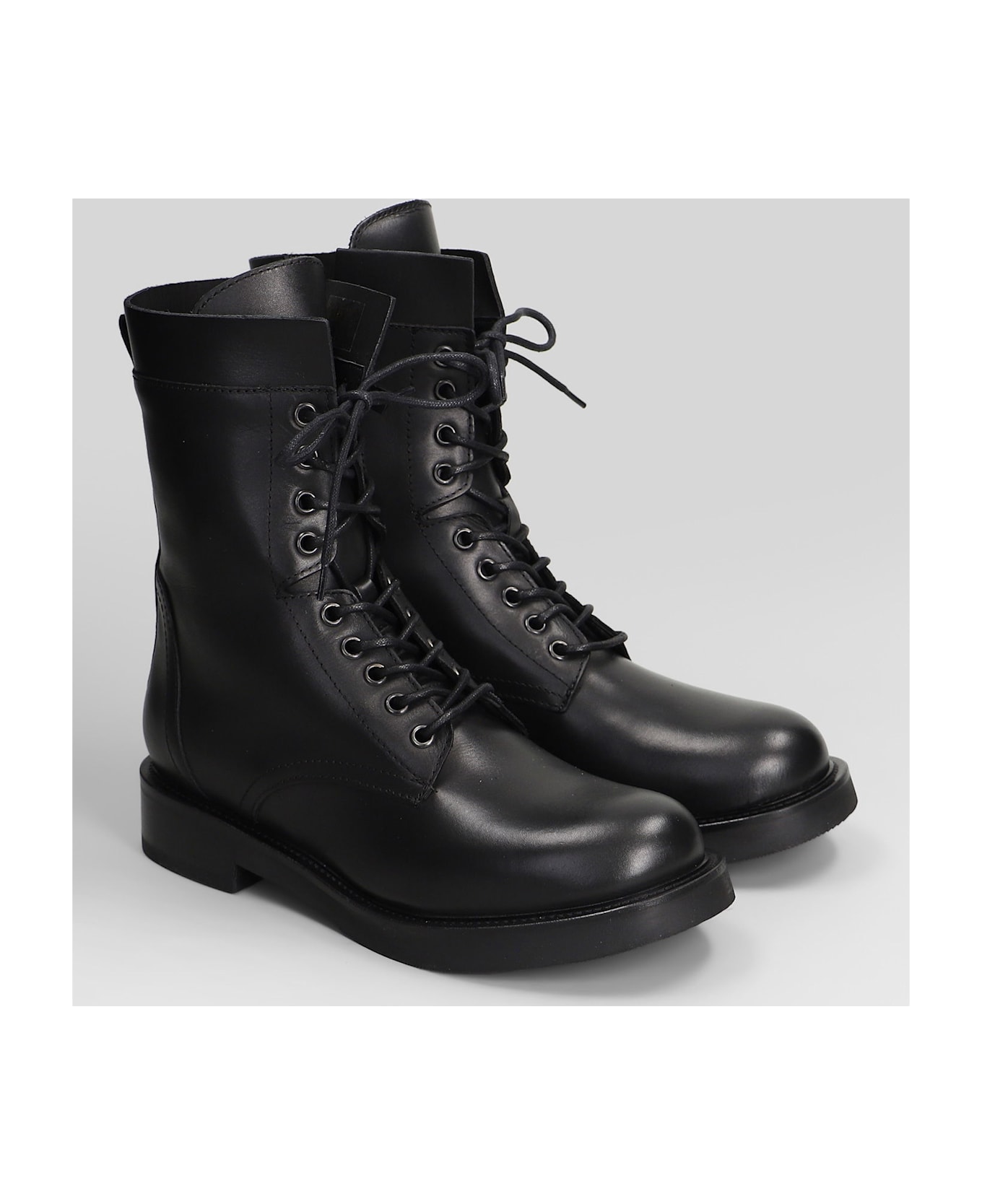 Julie Dee Combat Boots In Black Leather - black