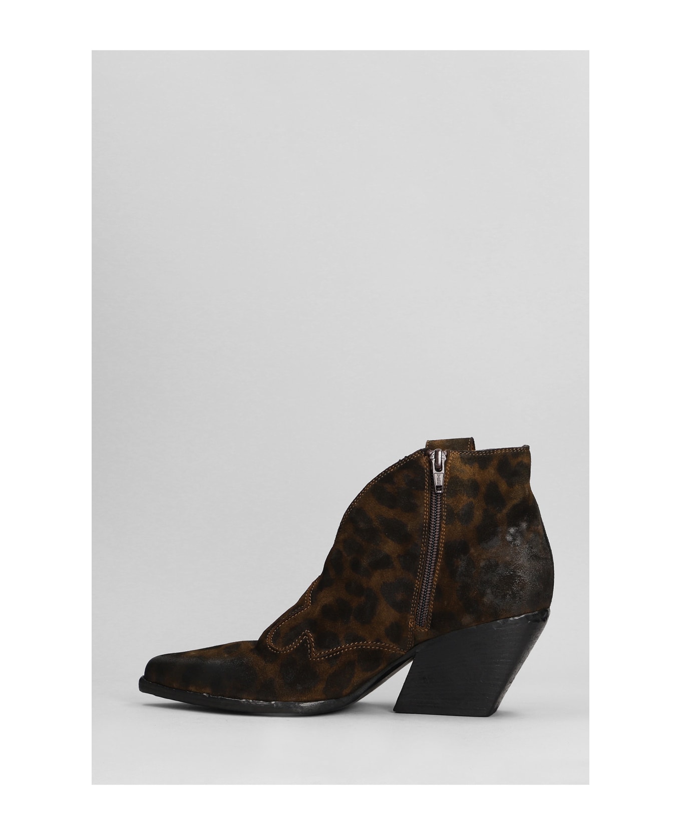 Elena Iachi Texan Ankle Boots In Animalier Suede - Animalier