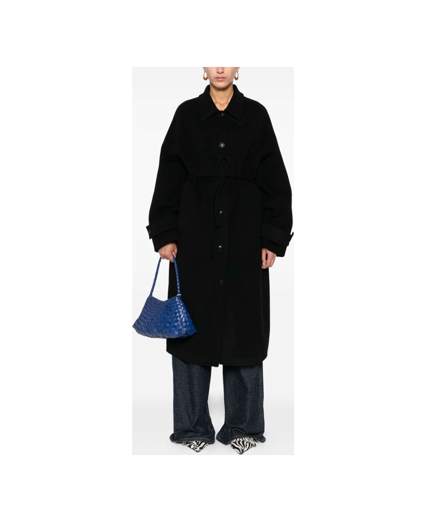 Closed Wool Belted Coat - Black