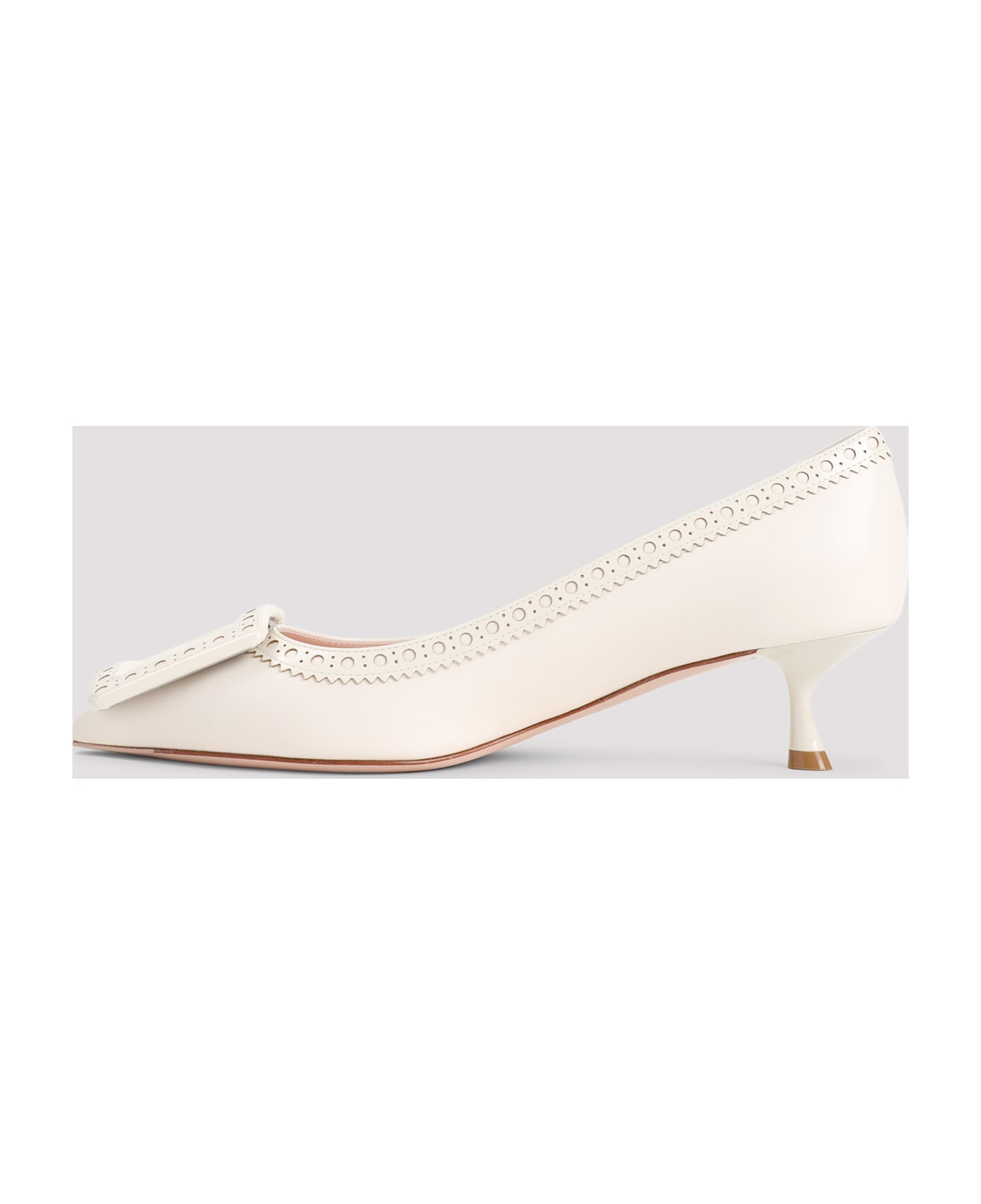 Roger Vivier 
viv
 Pumps In The City
 - Cire
