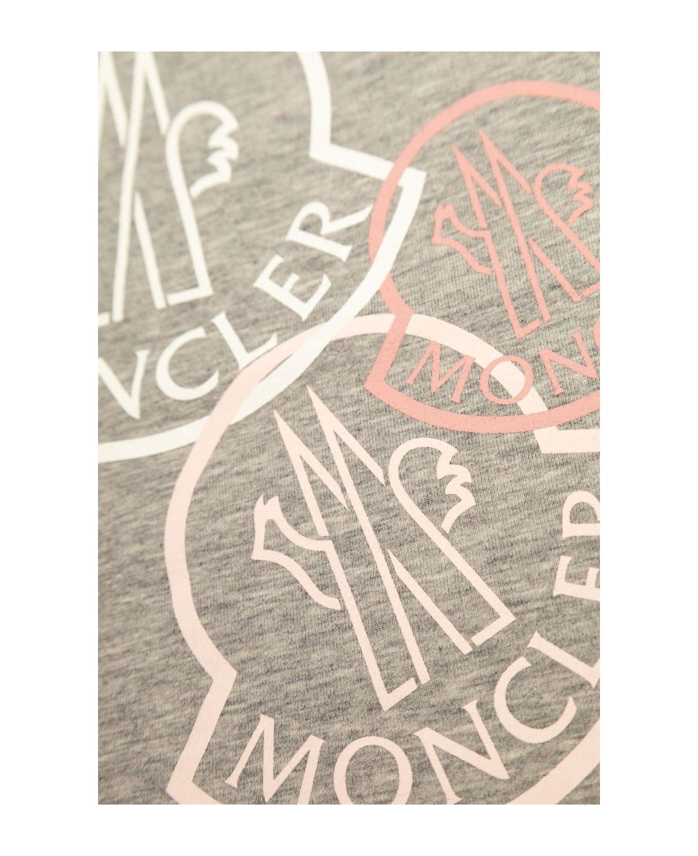 Moncler Logo Printed Crewneck T-shirt - Grey