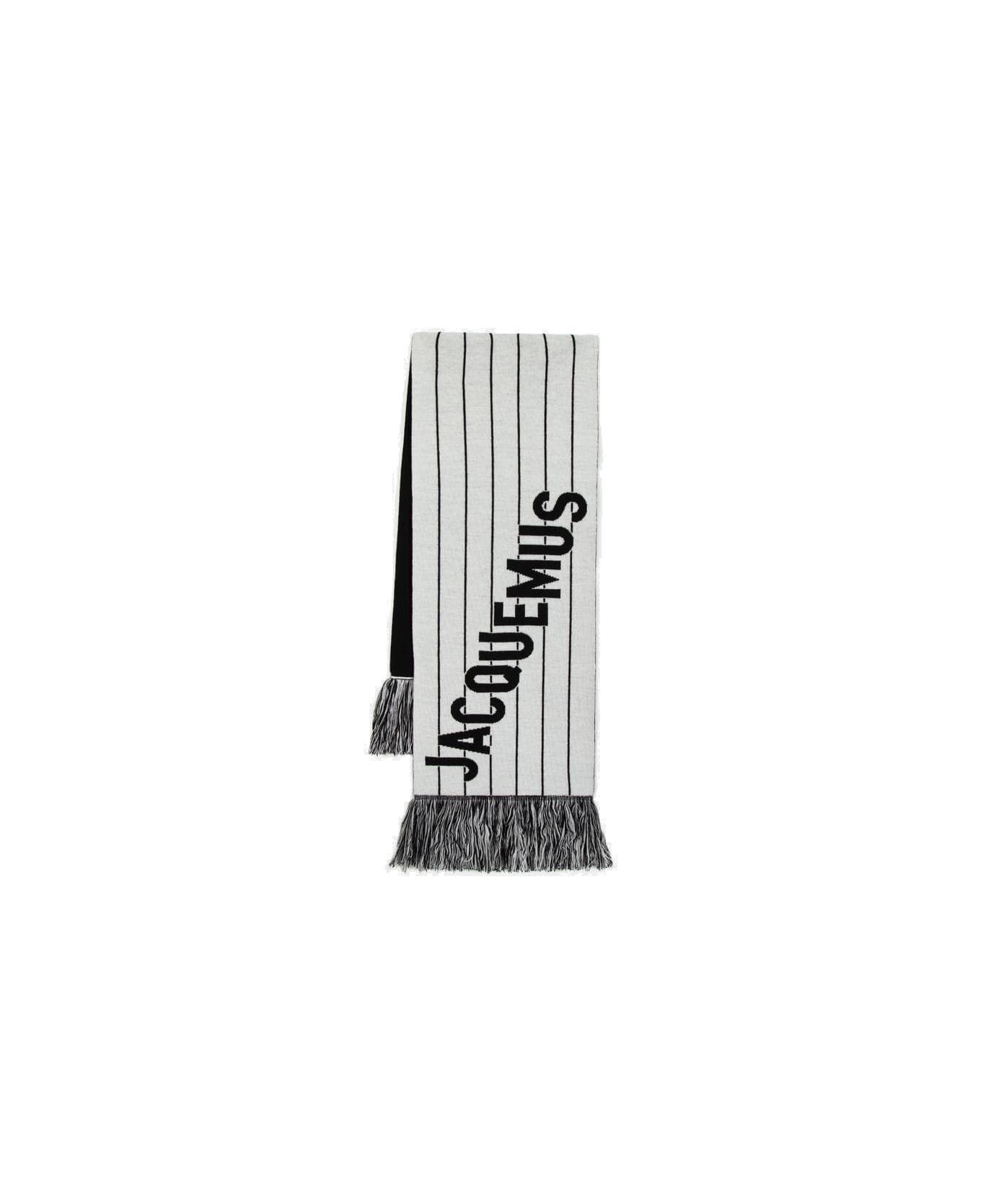【送料&関税込】Jacquemus Two-toned Fringed Scarf Jacquemus Two-toned Fringed Scarf | italist