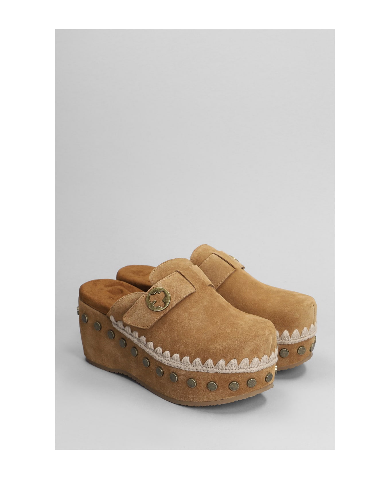 Mou Clog Slipper-mule In Leather Color Suede - Cog