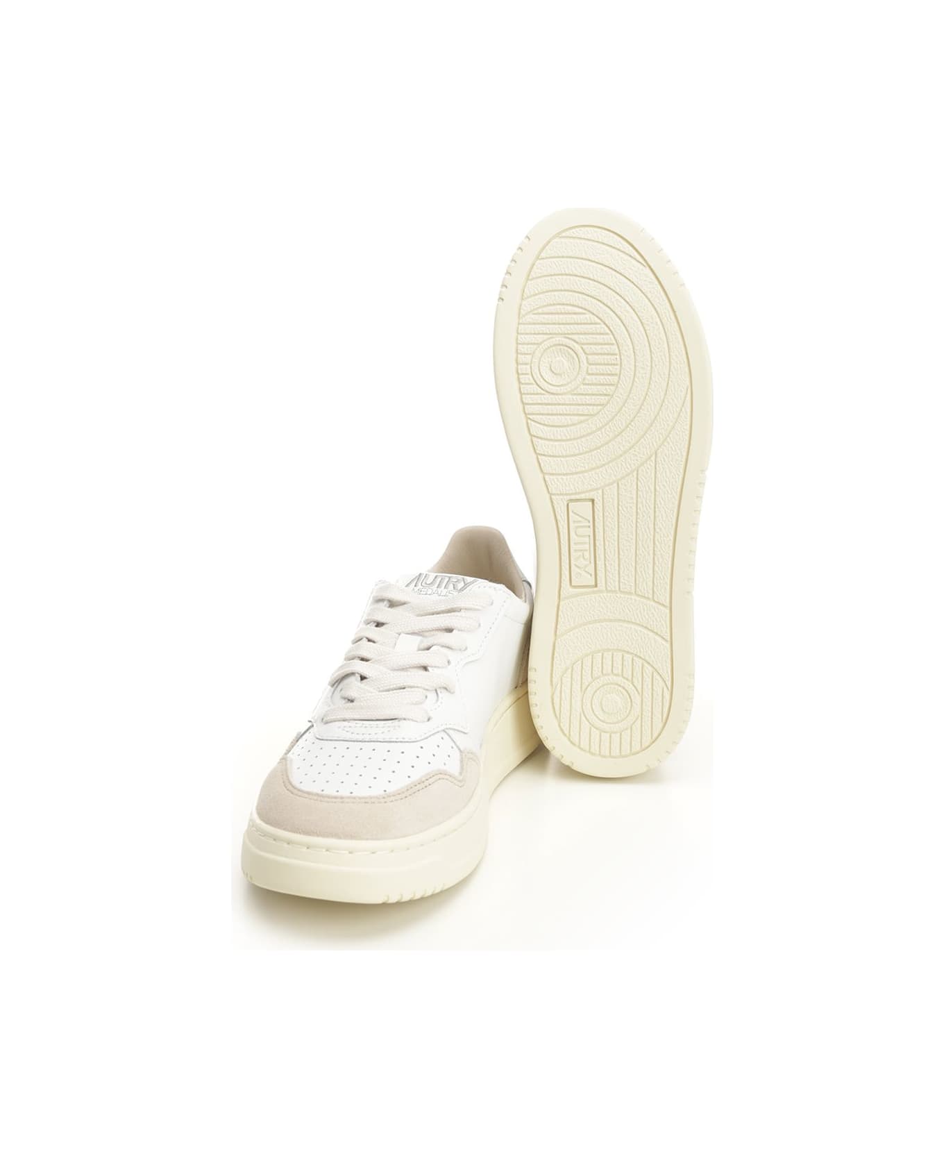 Autry 'medalist Low' Sneaker - White