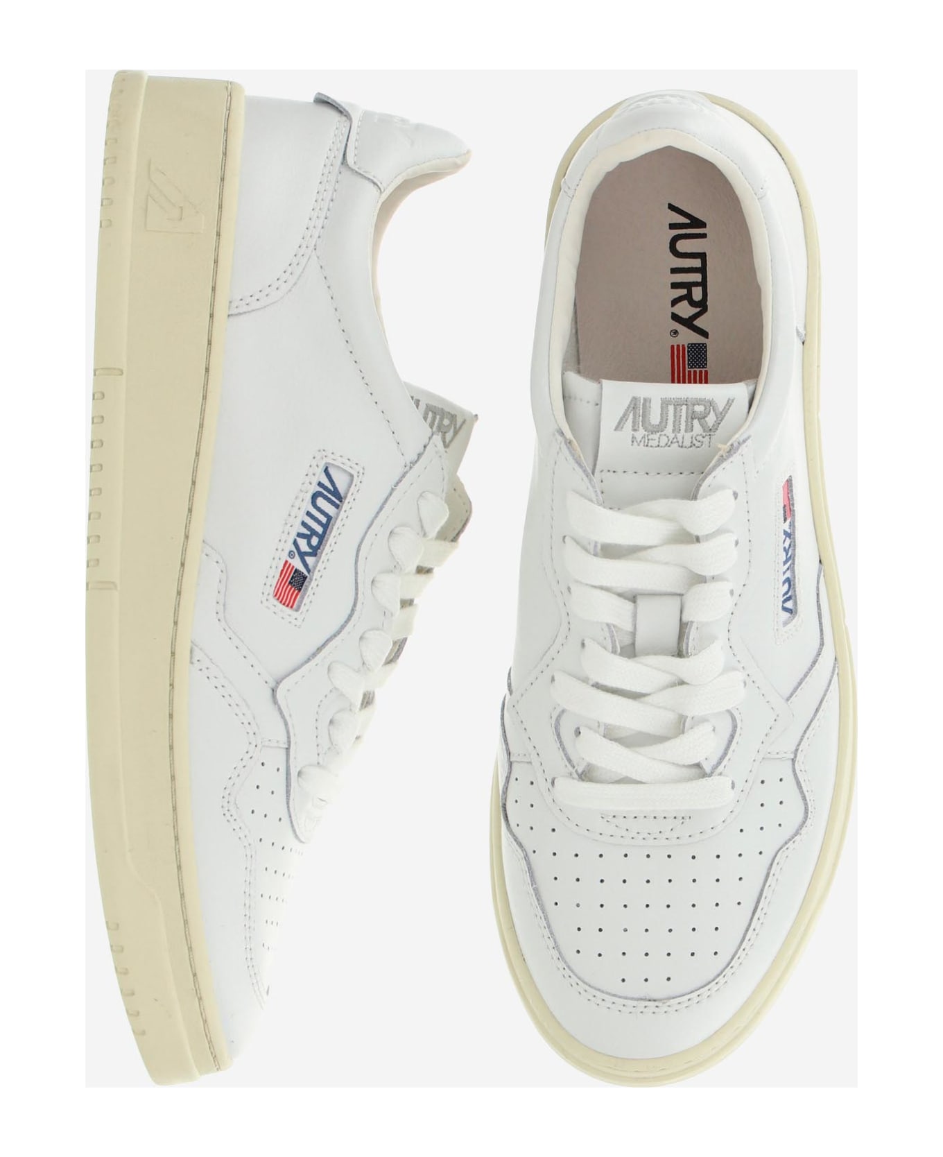 Autry Medalist Low Sneakers - White