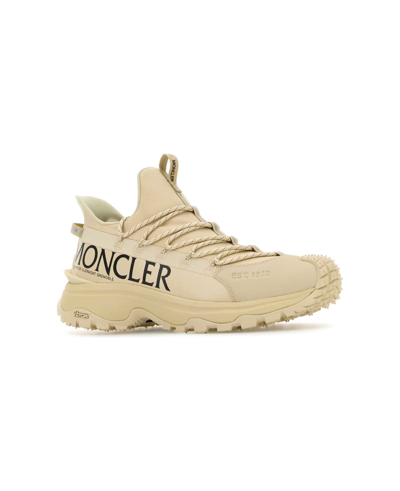 Moncler Beige Fabric And Rubber Trailgrip Lite2 Sneakers - 200