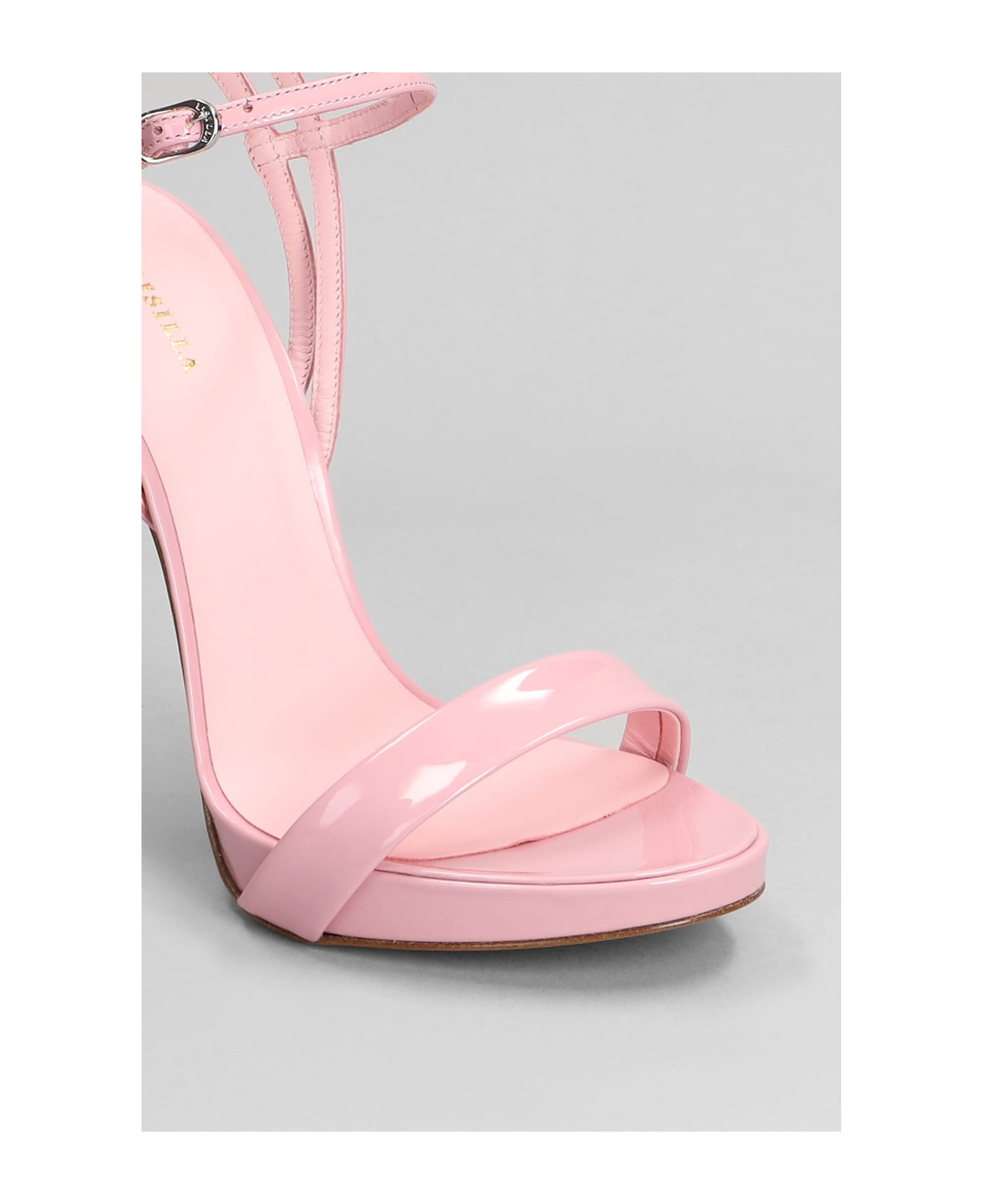 Le Silla Gwen Sandals In Rose-pink Patent Leather - rose-pink サンダル